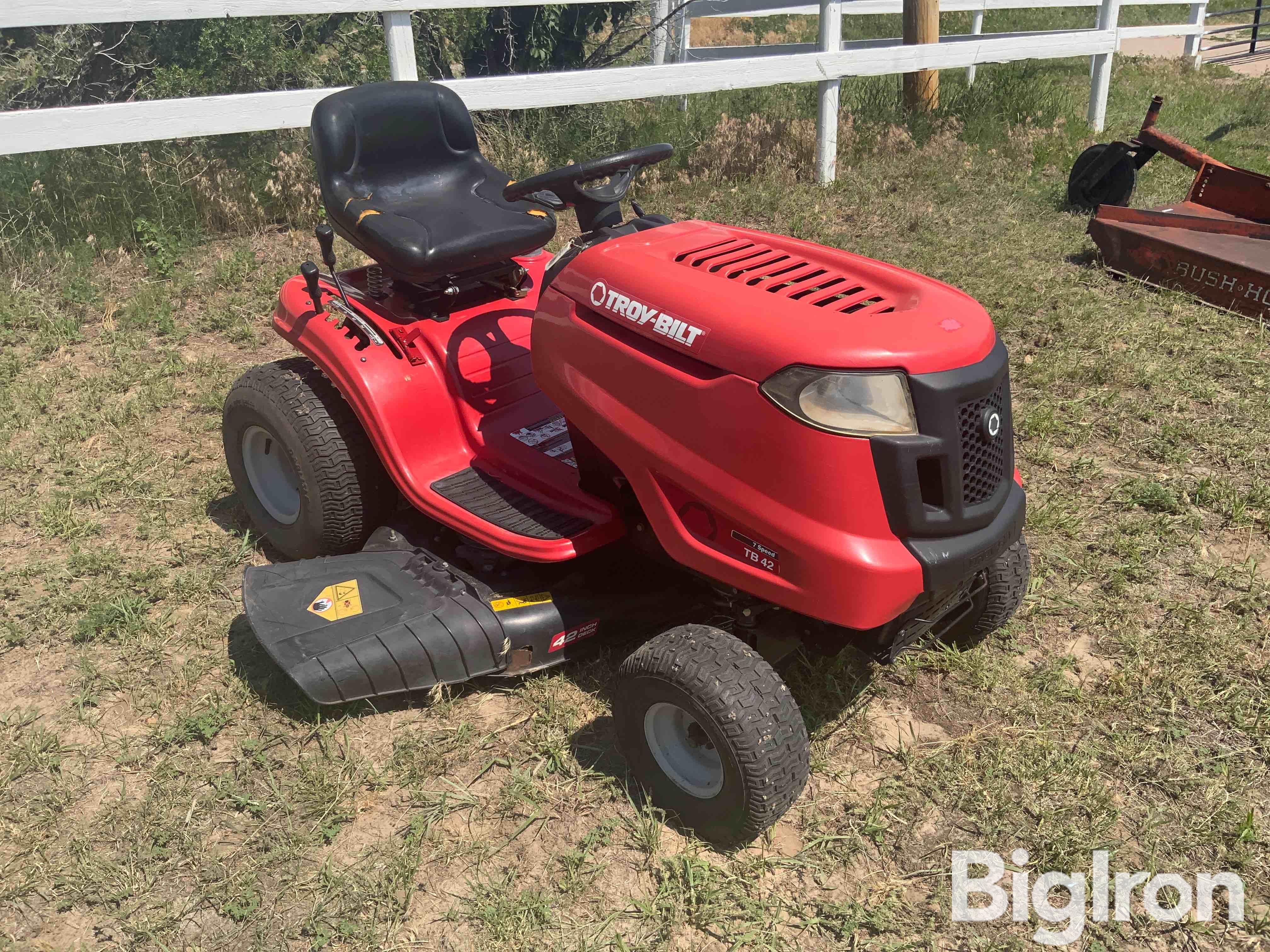 Troy-Bilt TB42 Riding Lawn Mower BigIron Auctions