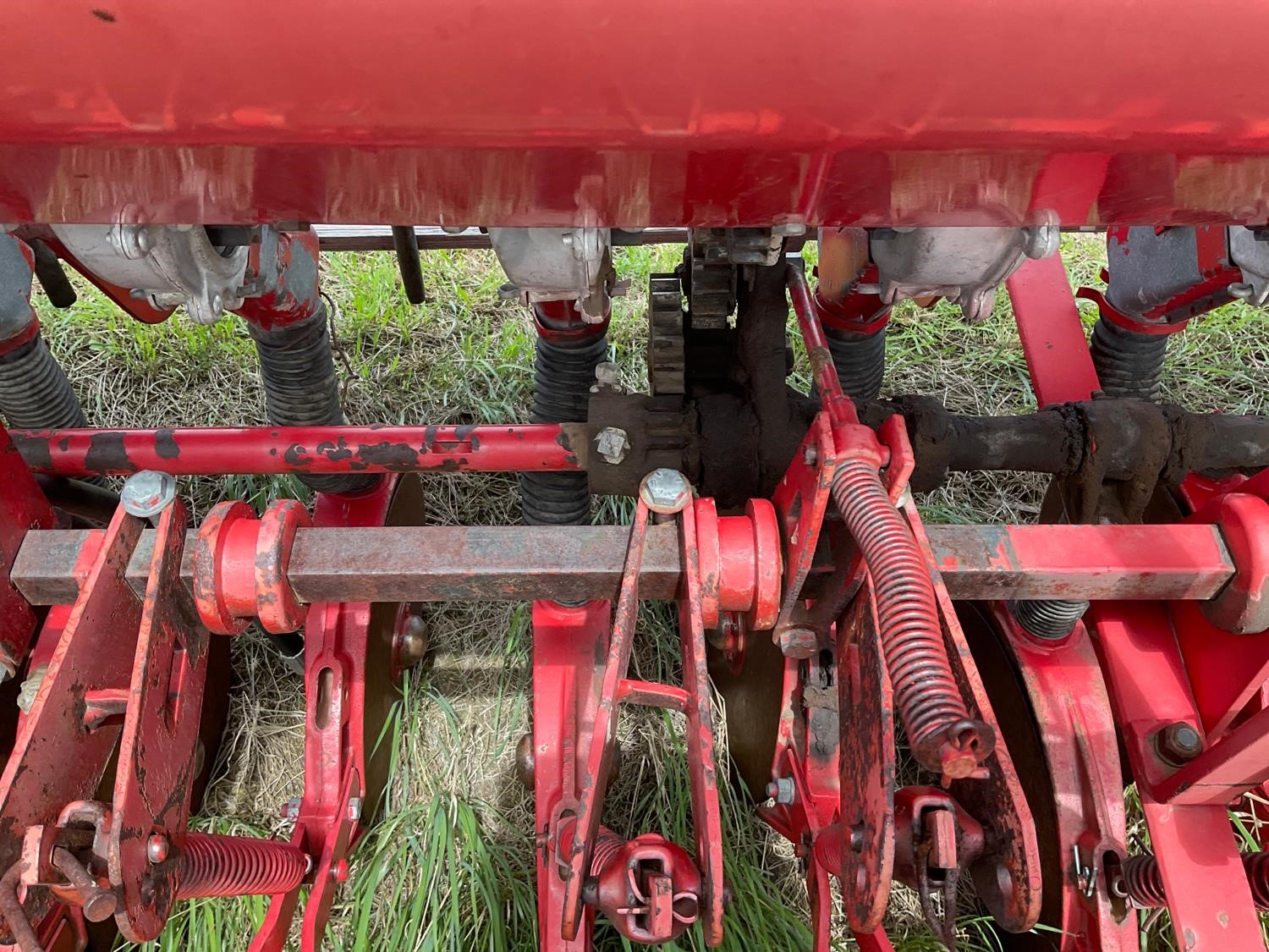 Massey Ferguson Mf43 Grass Seeder Bigiron Auctions