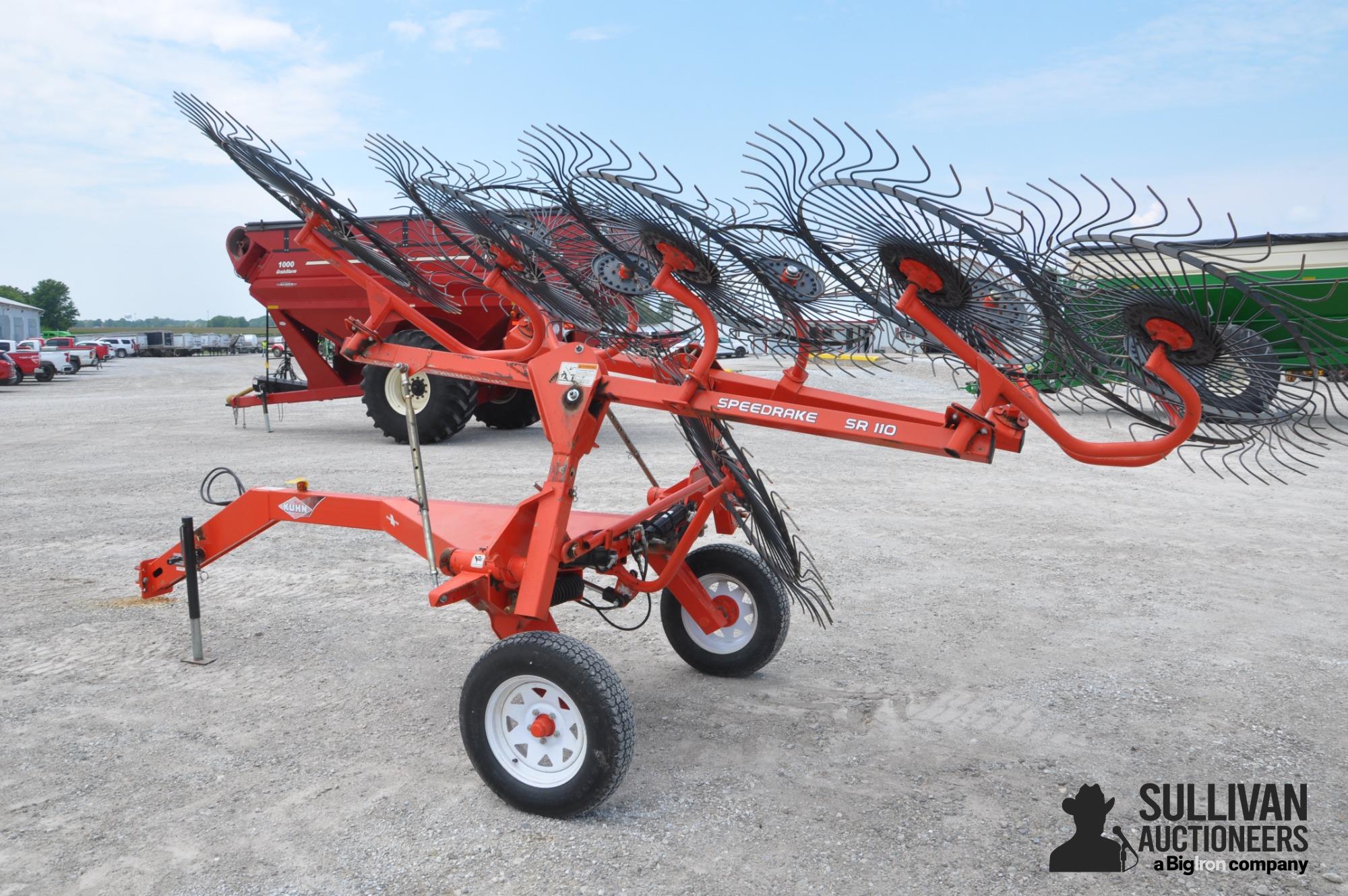 KUHN SR110 10-Wheel Hay Rake BigIron Auctions