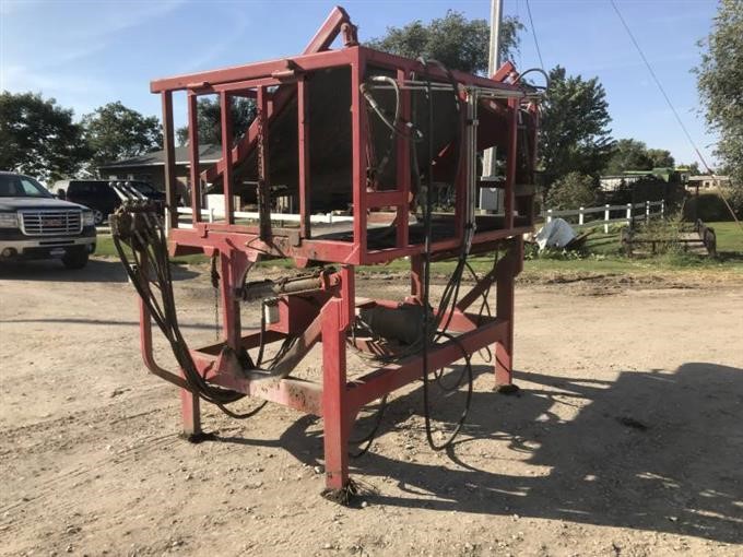 Tuffy Tilt Table For Hoof Trimming BigIron Auctions