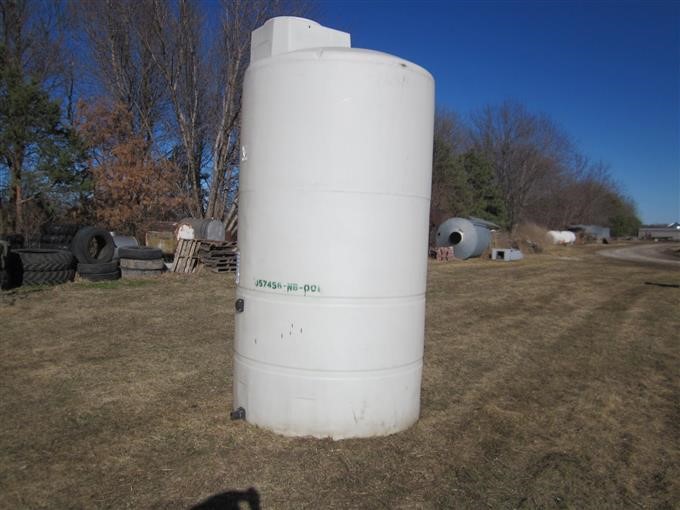 1500 Gallon Vertical Poly Tank BigIron Auctions