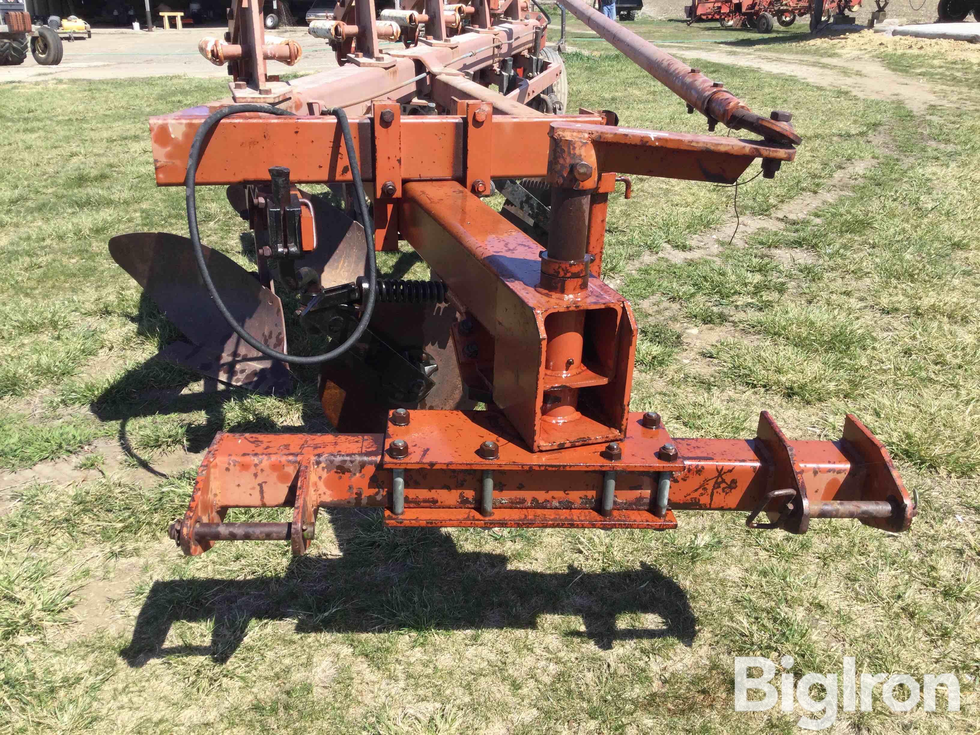 Wil-Rich 2900 5-Bottom Moldboard Plow BigIron Auctions