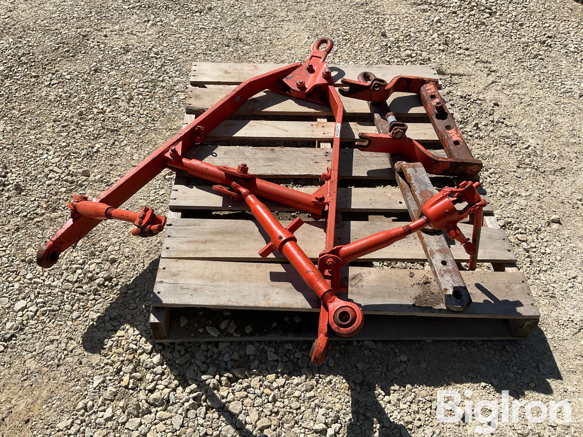 Allis-Chalmers Snap-Coupler Adapter Hitch BigIron Auctions