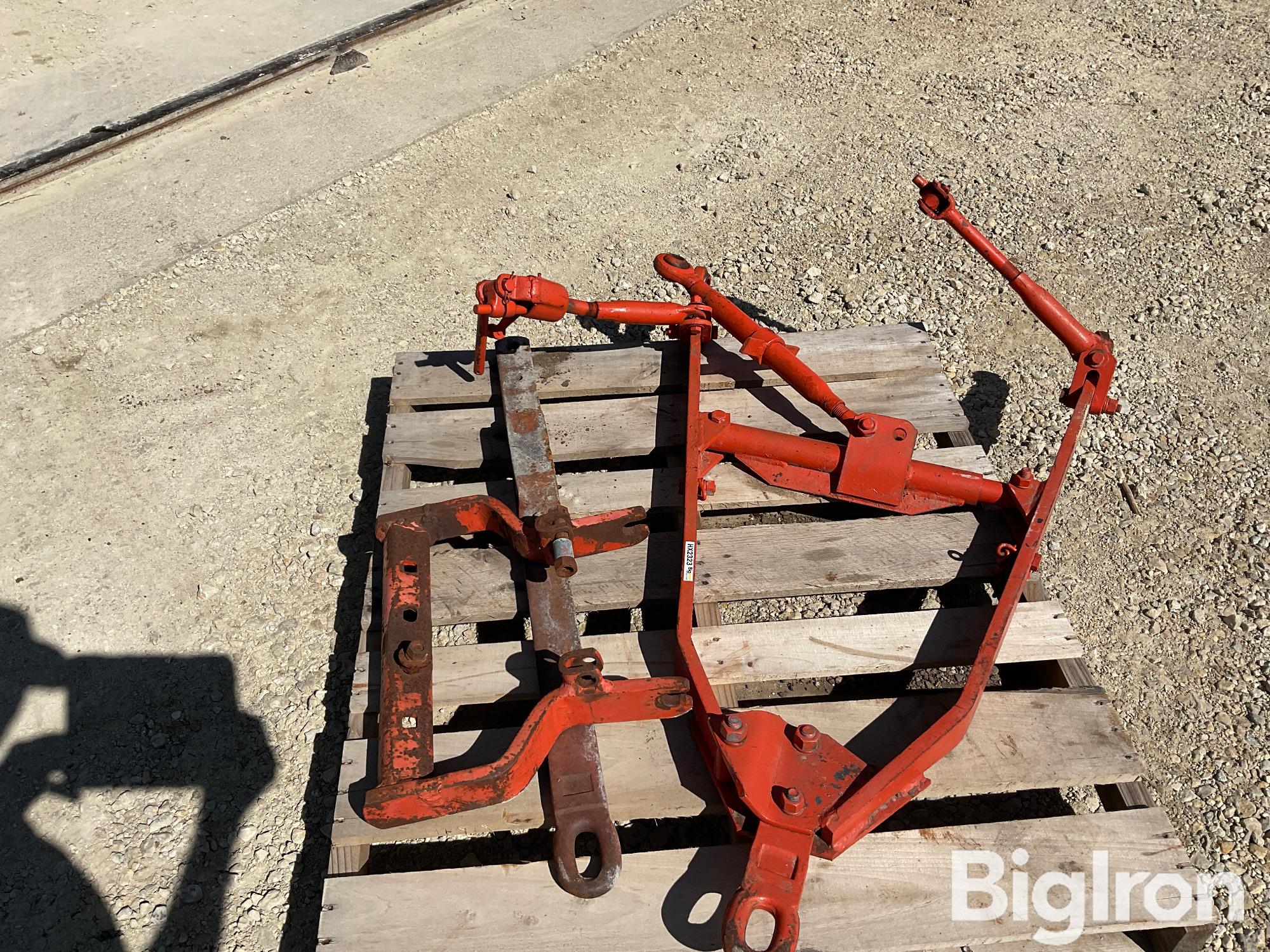 Allis-Chalmers Snap-Coupler Adapter Hitch BigIron Auctions