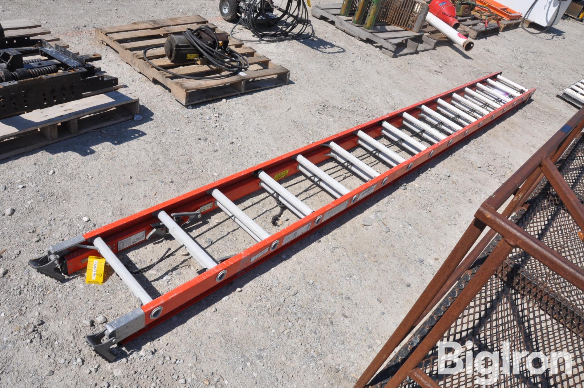 Louisville 32' Fiberglass Extension Ladder BigIron Auctions