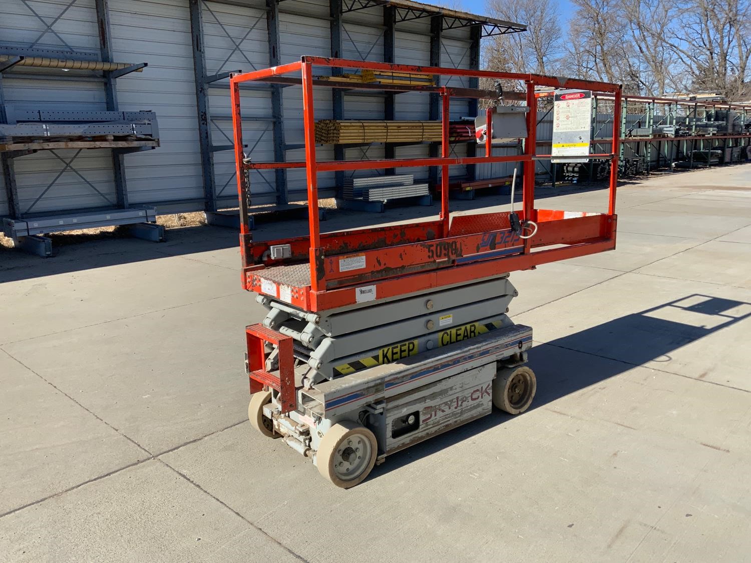 1996 SkyJack SJM3219 Scissor Lift BigIron Auctions