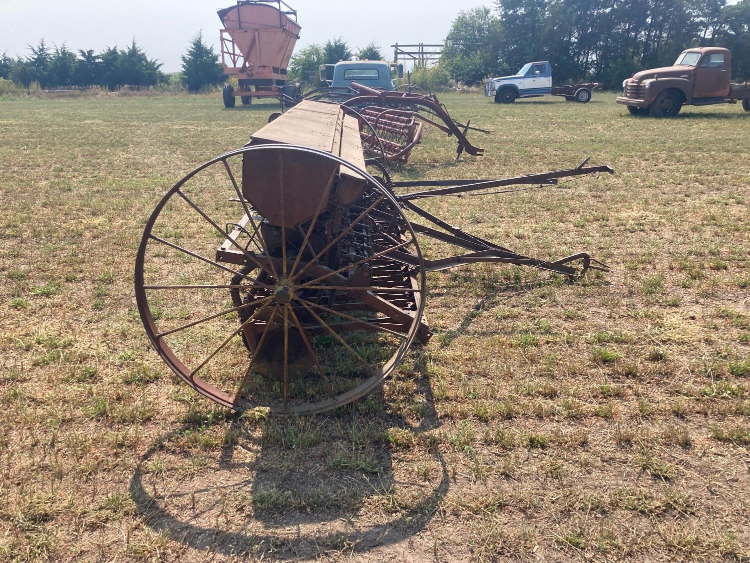 International Grain Drill W/ Small Seed Box BigIron Auctions