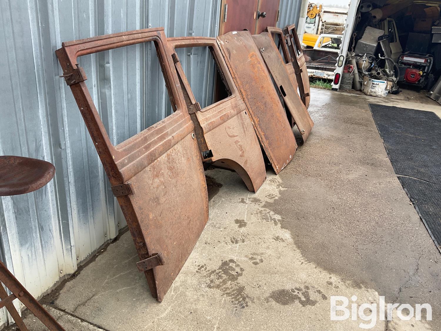 Antique Car Doors & Accessories BigIron Auctions