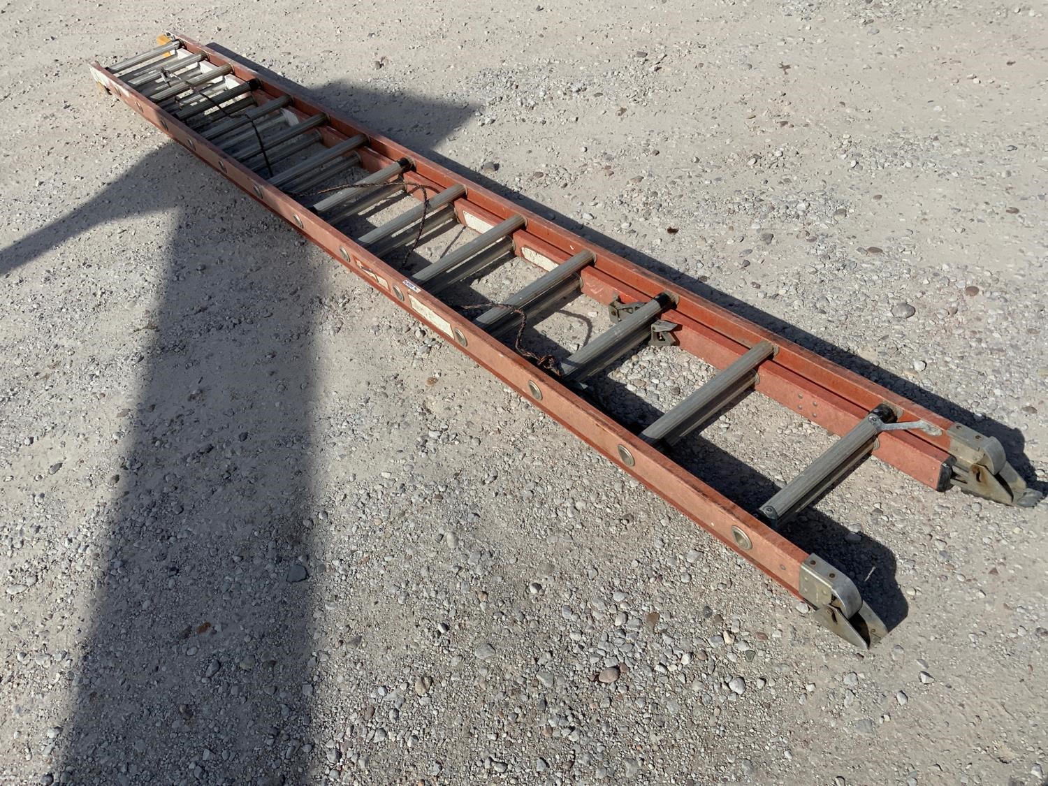 Werner 25’ Extension Ladder BigIron Auctions