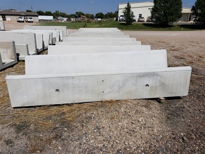 2018 Nebraska Precast, LLC Kick-Back 10' Wide Concrete Feed Bunks ...