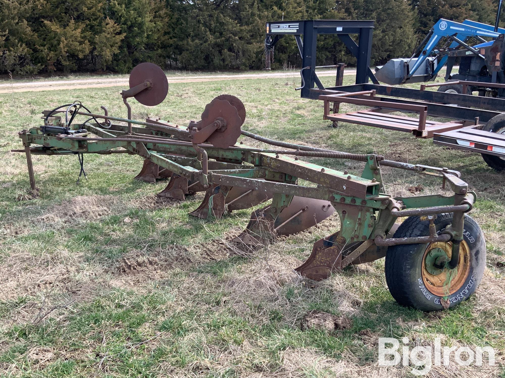 John Deere 5-16 Moldboard Plow BigIron Auctions