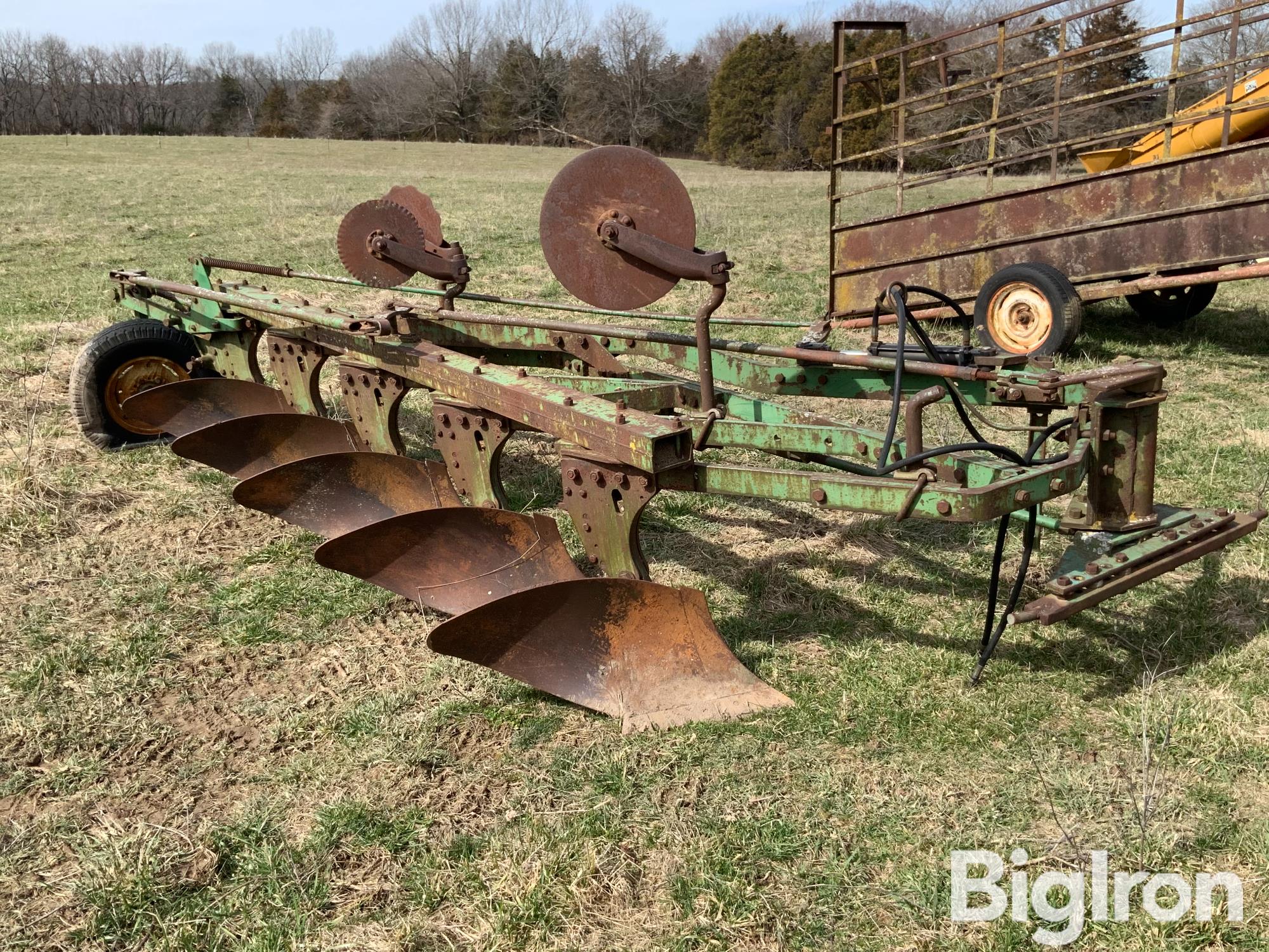 John Deere 5-16 Moldboard Plow BigIron Auctions