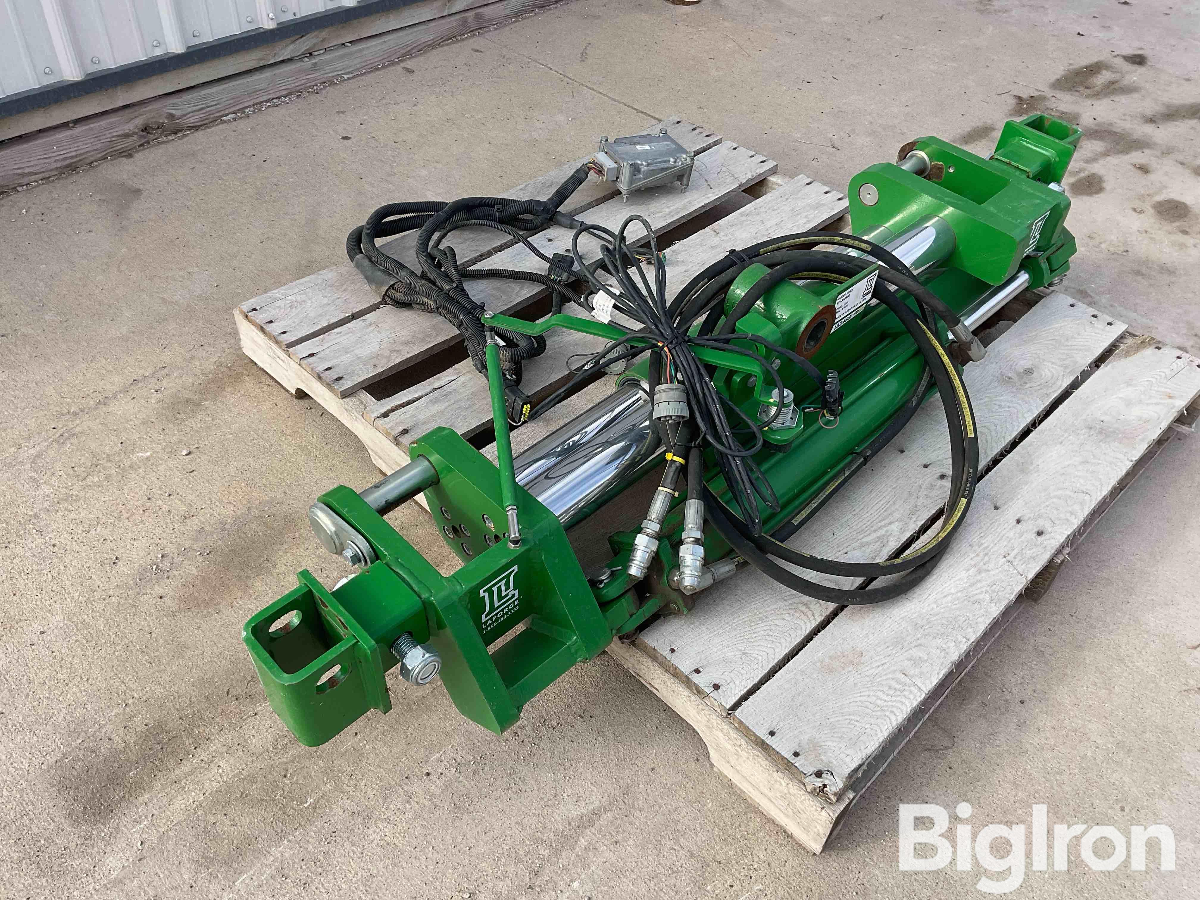 Laforge L101 Guided Planter Hitch W/Controller & Activation BigIron ...