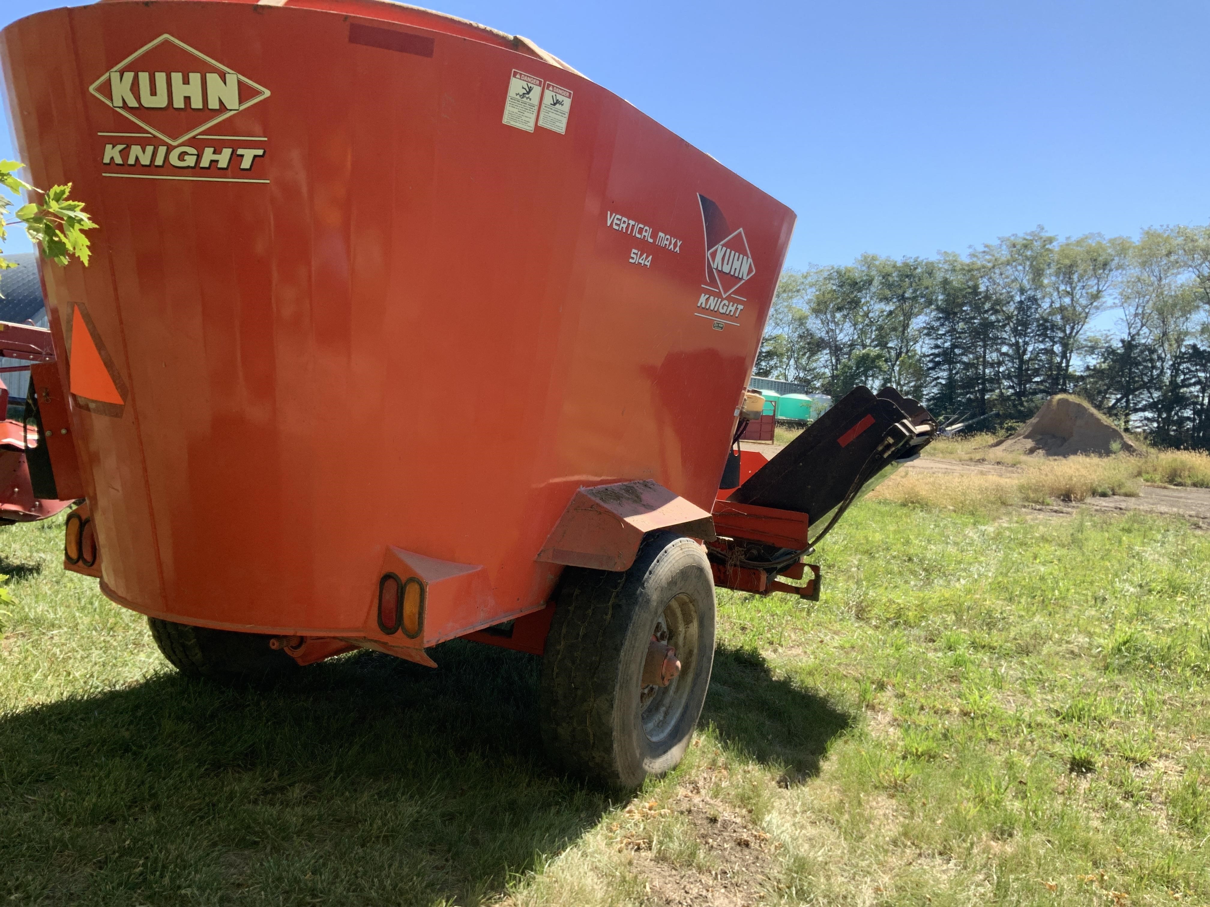 Kuhn Knight Vertical Maxx Feed Wagon Bigiron Auctions