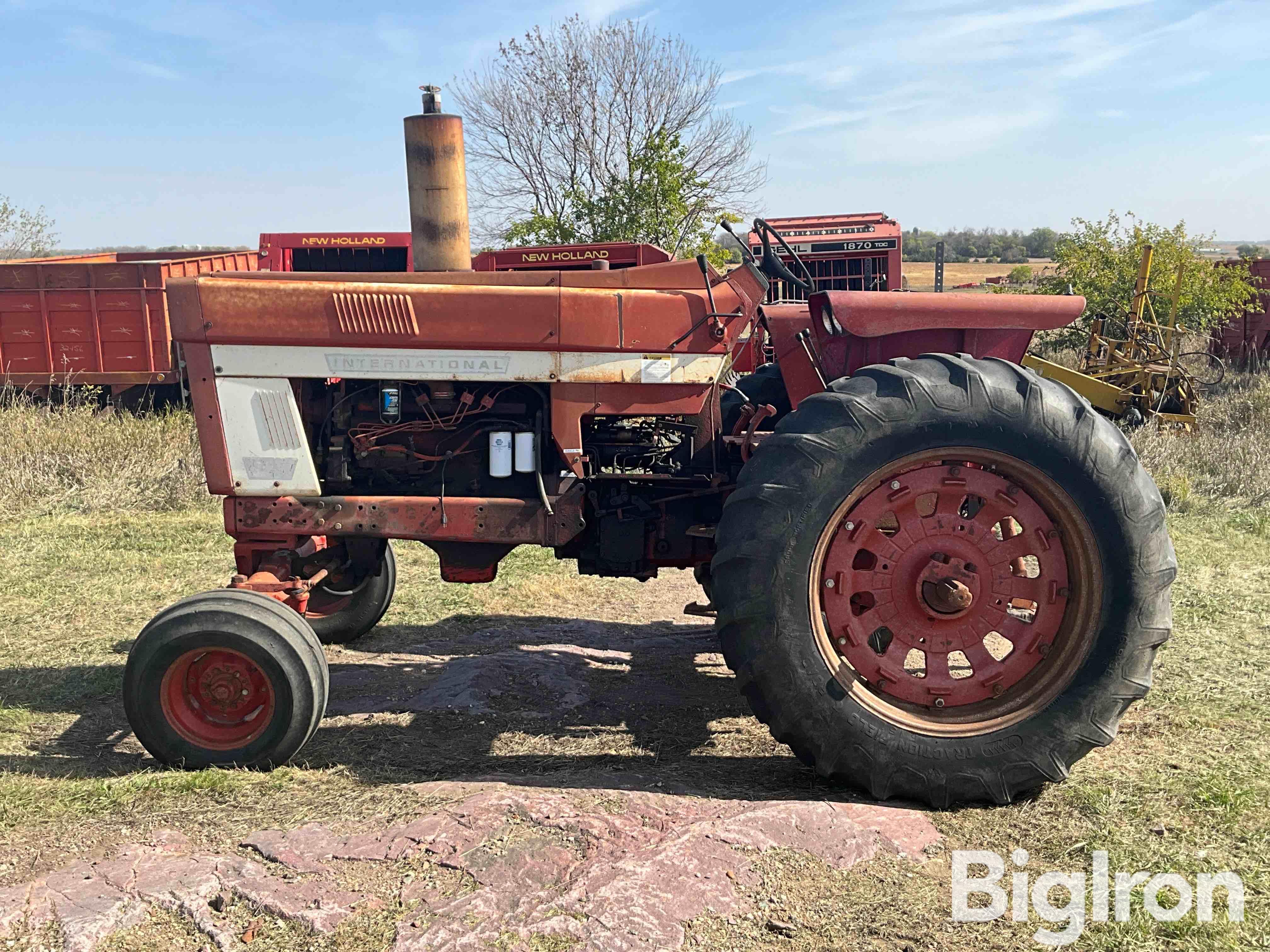 1974 International 966 2WD Tractor BigIron Auctions