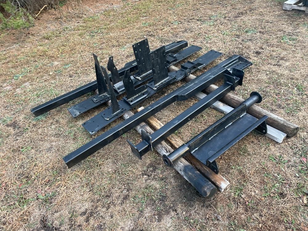 Westendorf WL-42 Quick Attach Loader Mounting Brackets BigIron Auctions