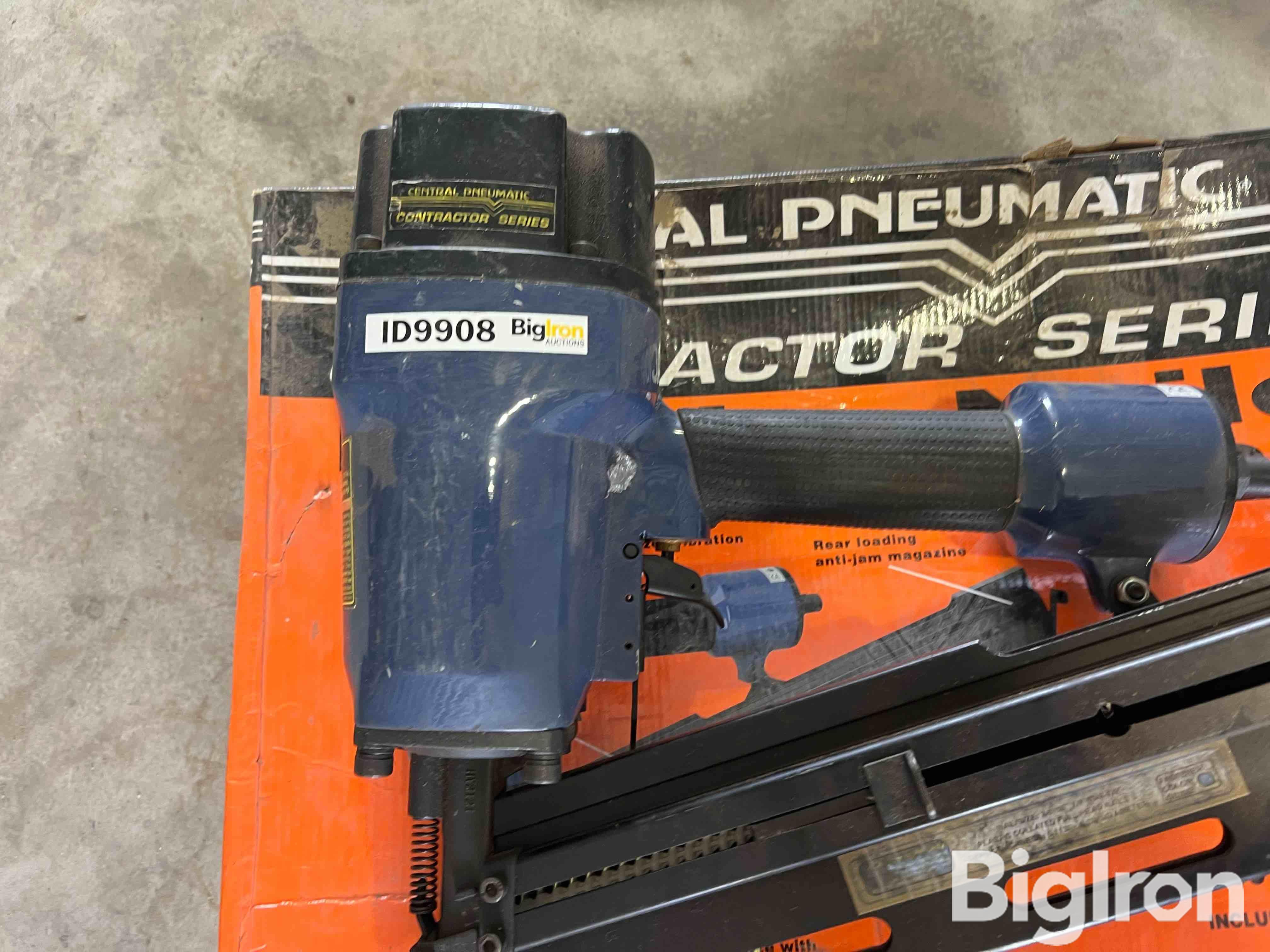 Central Pneumatic Contractor Series 21 Degree Framing Nailer BigIron ...