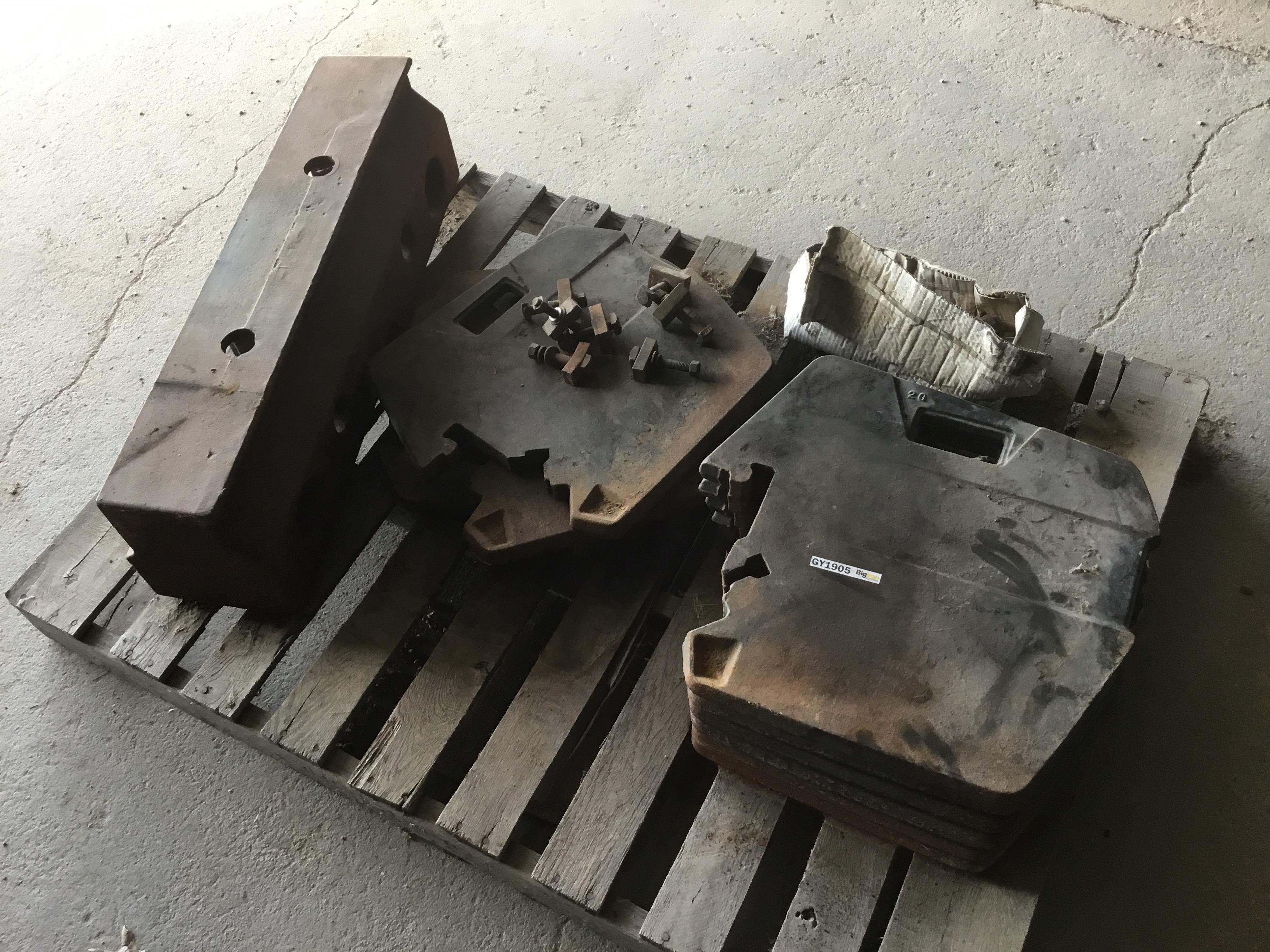 Case IH Mounting Bracket Suitcase Weights BigIron Auctions