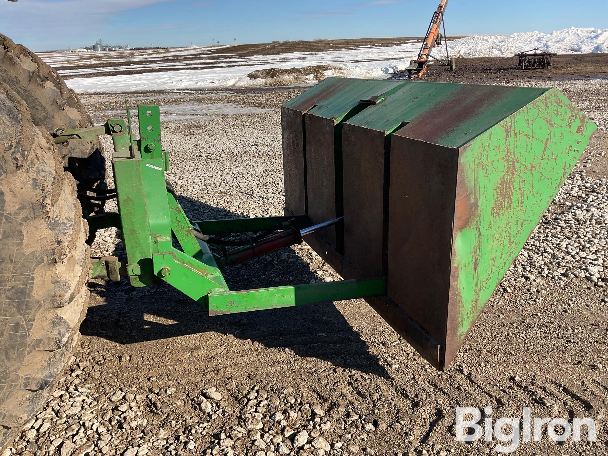 Gnuse 8’ Hydraulic Dump Scoop BigIron Auctions