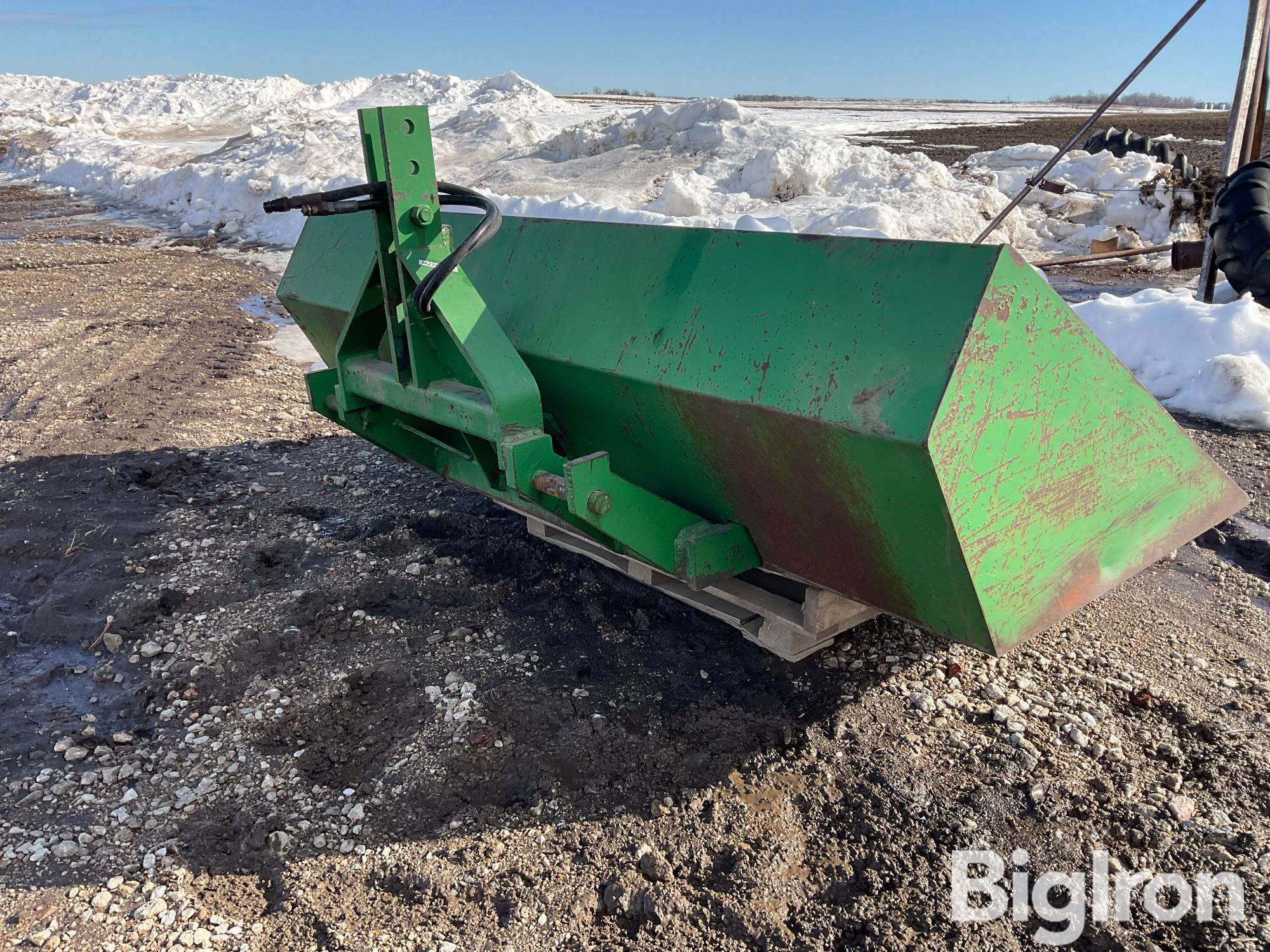 Gnuse 8’ Hydraulic Dump Scoop BigIron Auctions