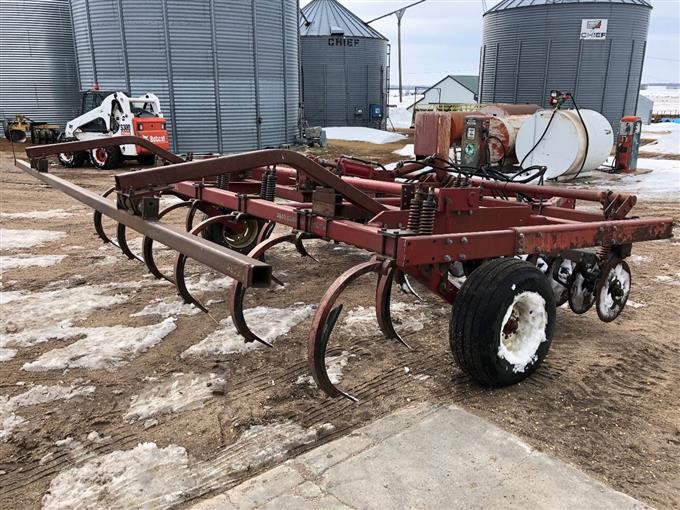 International 6500 Chisel Plow BigIron Auctions