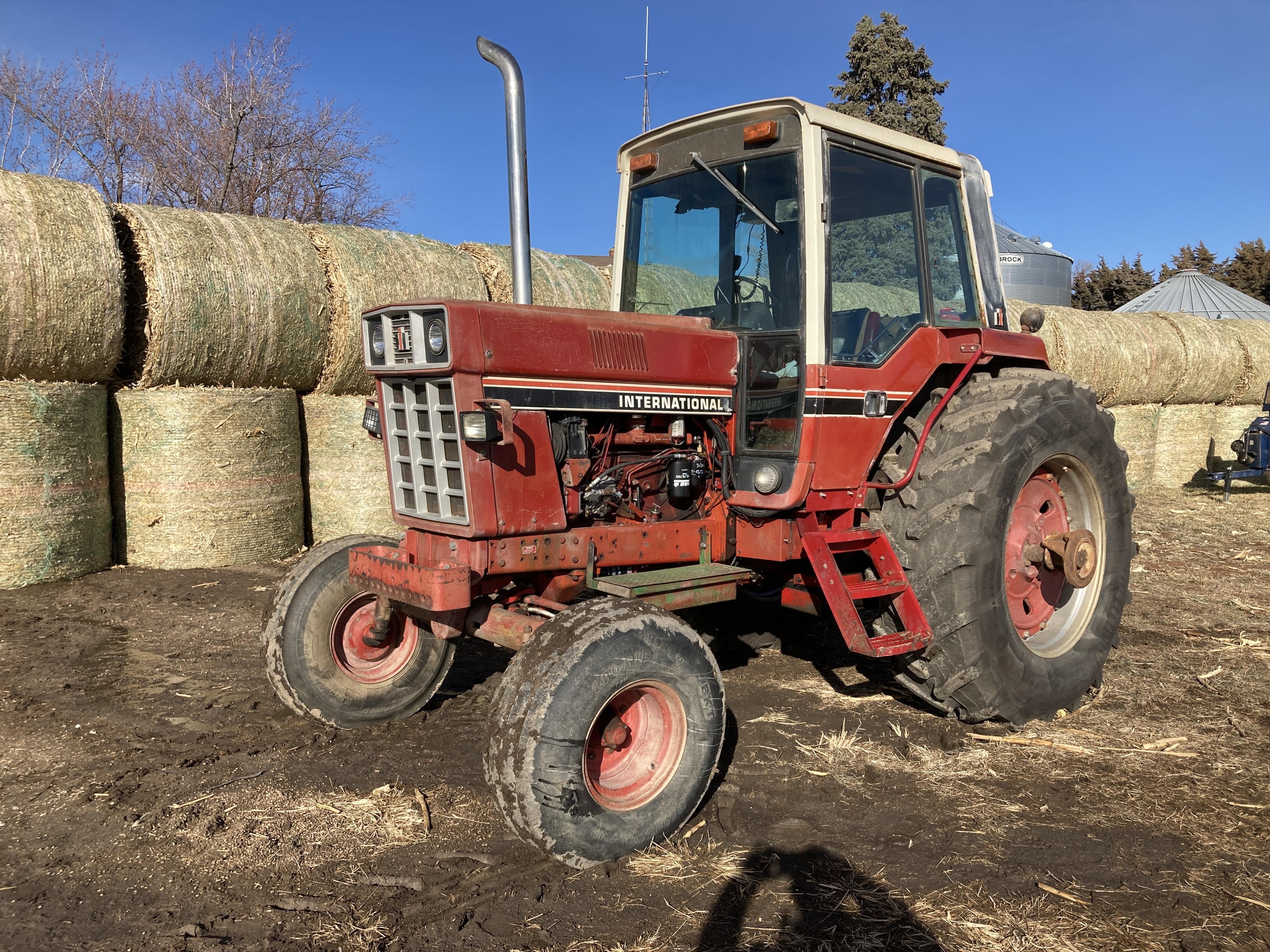 1980 International 1486 2WD Tractor BigIron Auctions