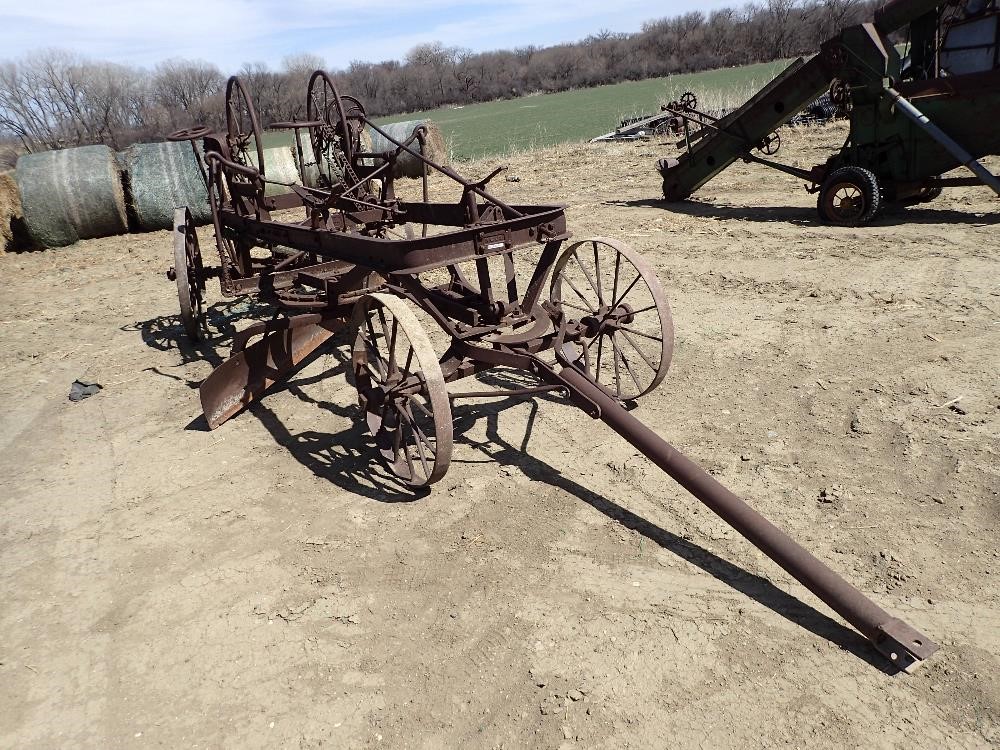 RG32 Antique Road Grader W/7' Moldboard BigIron Auctions