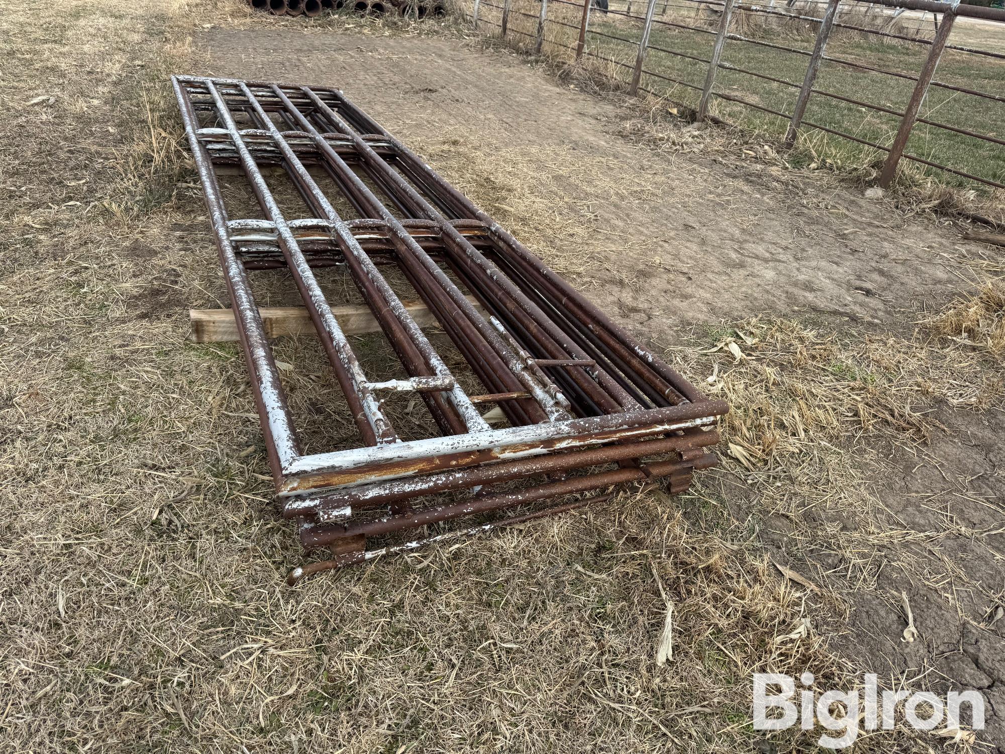 16 X 4 Gates BigIron Auctions