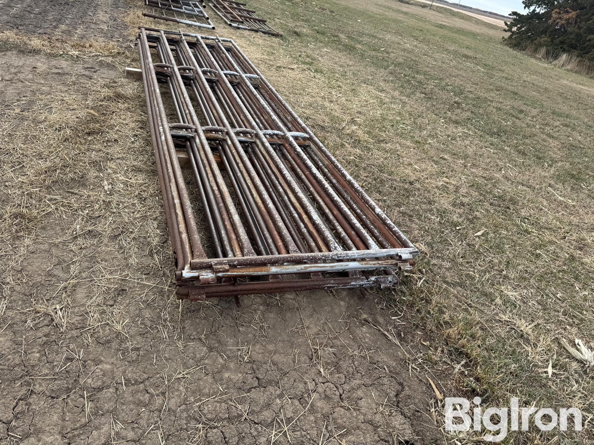 16 X 4 Gates BigIron Auctions