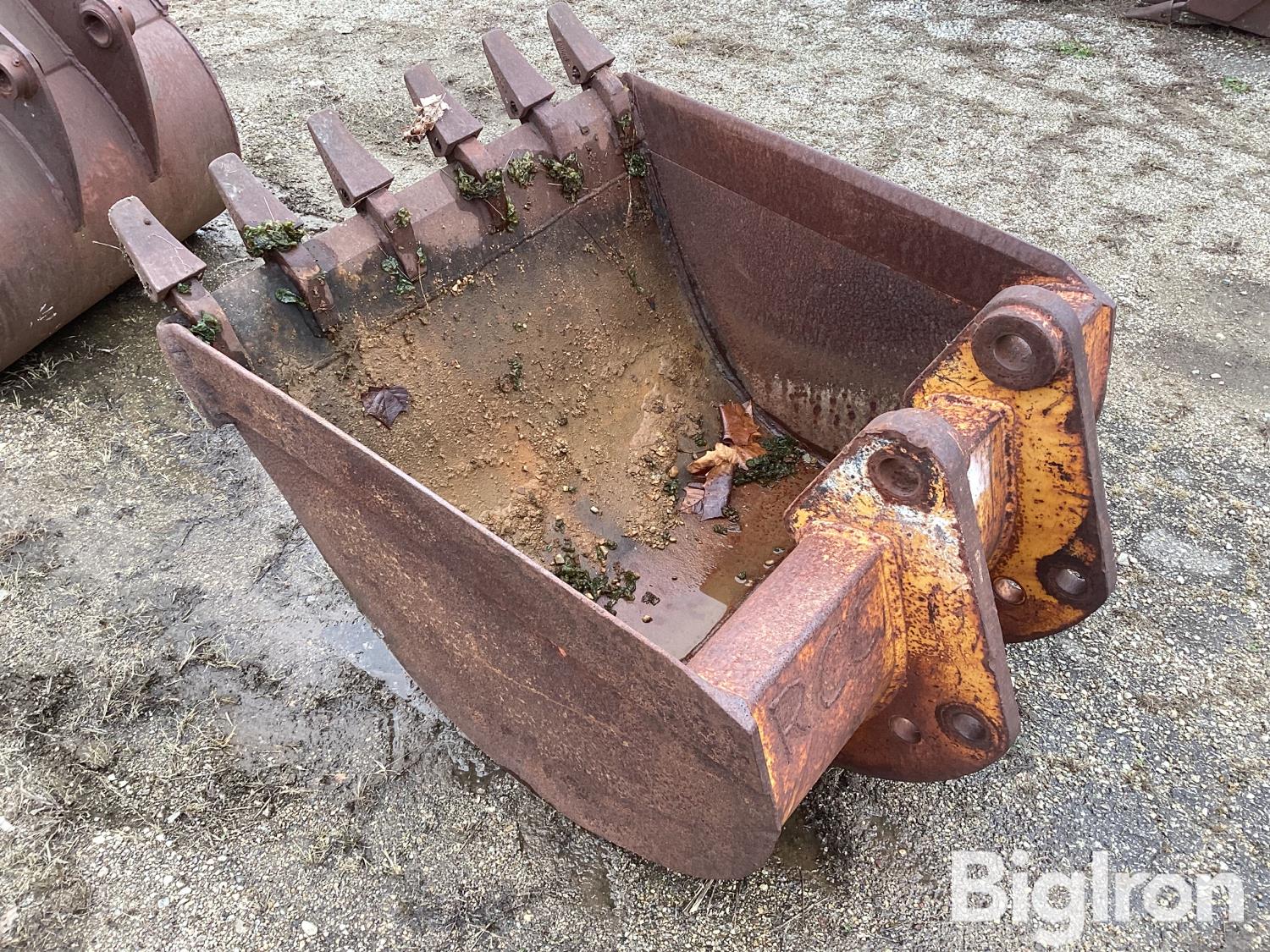 John Deere 6 Tooth Digging Bucket Bigiron Auctions