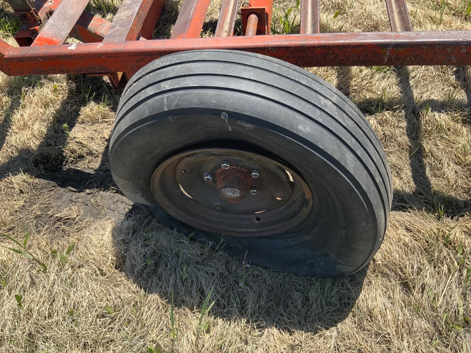 Donahue Swather Trailer BigIron Auctions