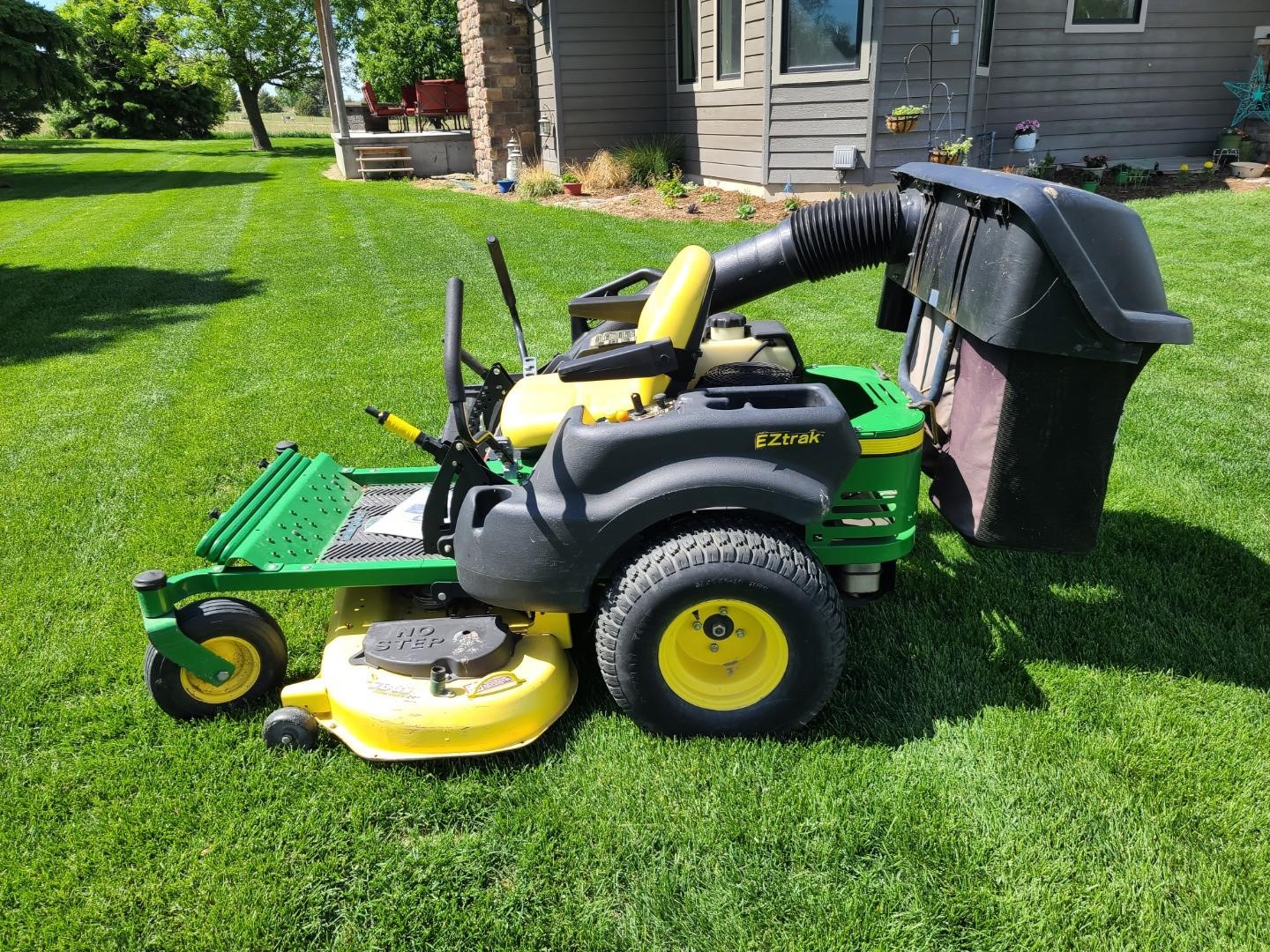 John Deere Z445 EZtrak Zero Turn Mower BigIron Auctions