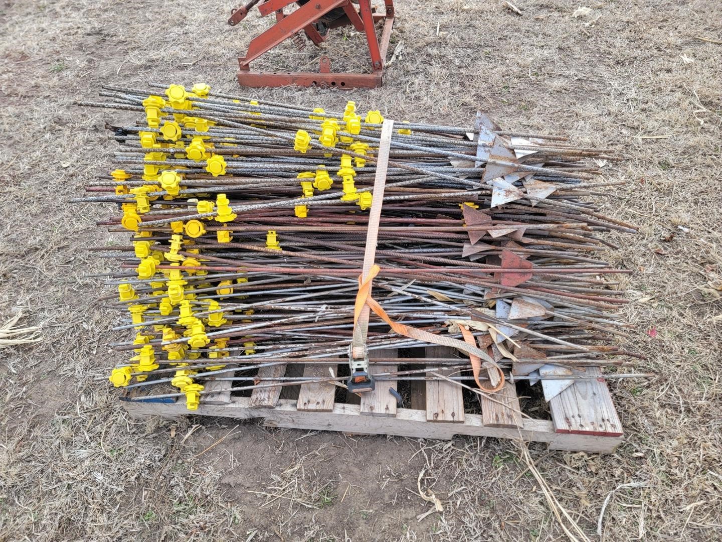 Hot Wire Fence Post W/Insulators BigIron Auctions