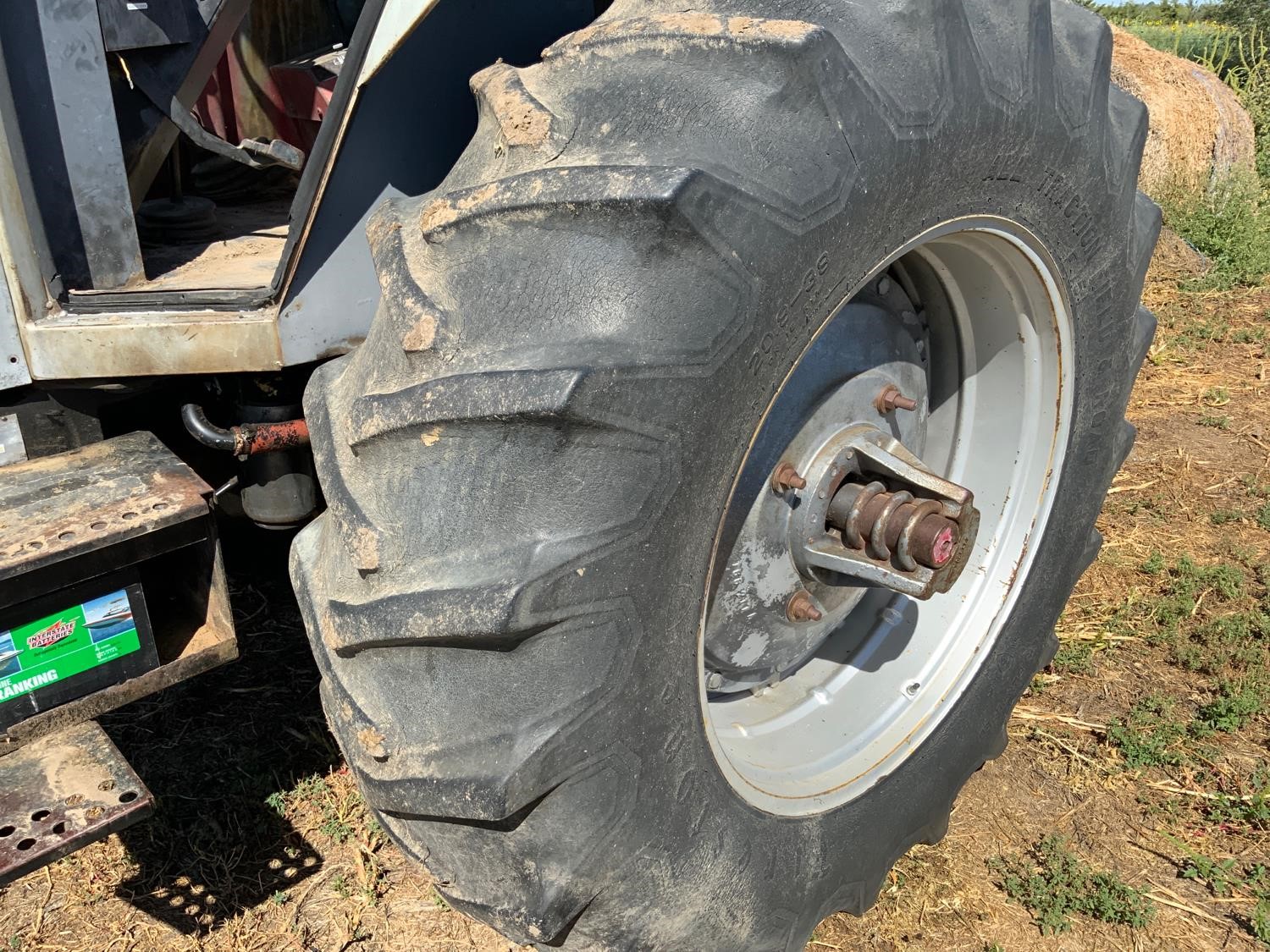 1976 White 2-105 Field Boss 2WD Tractor BigIron Auctions