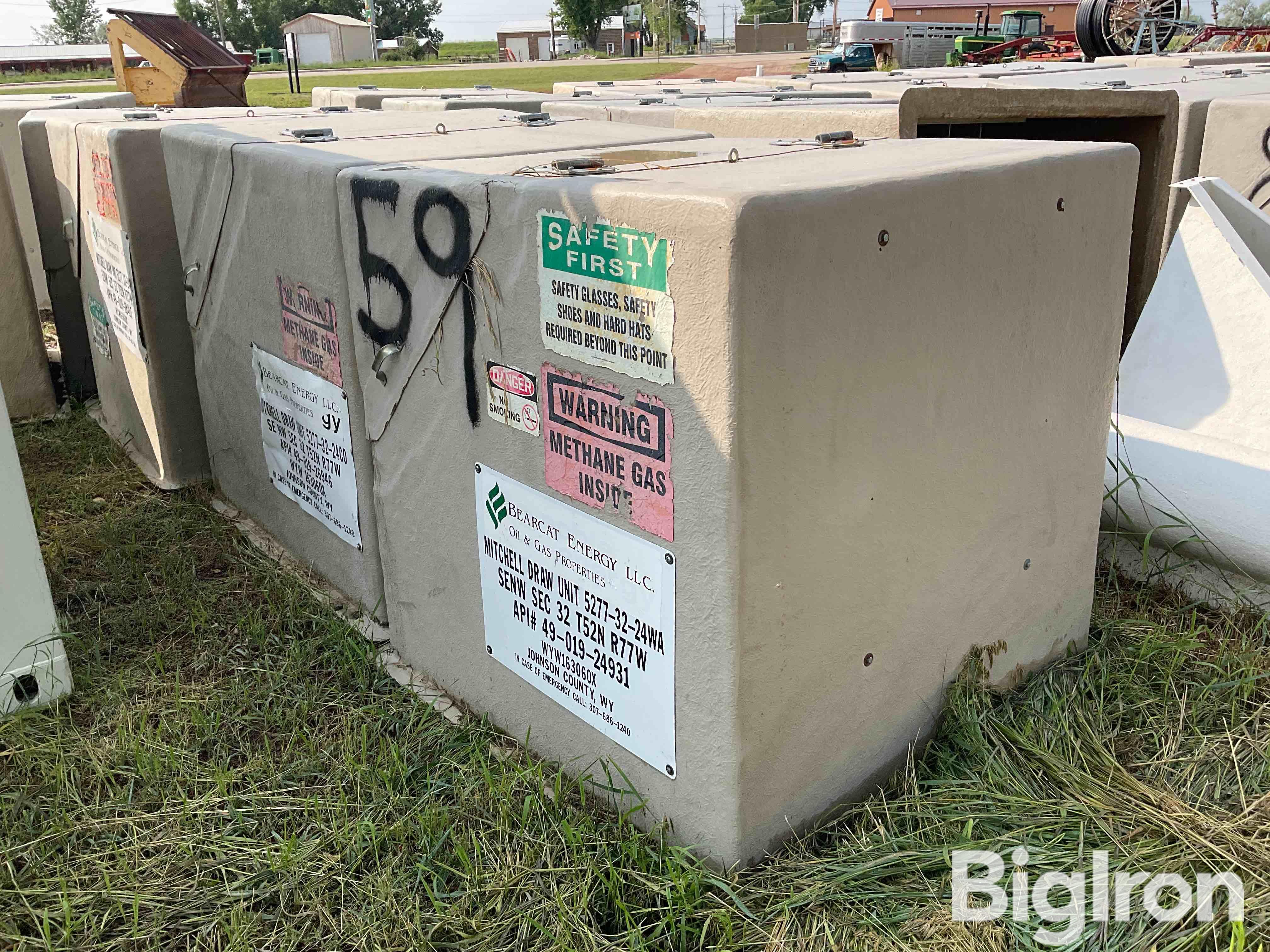 Methane Fiberglass Hut BigIron Auctions