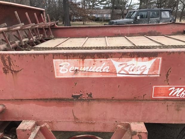 Bermuda King 593 Sprig Planter BigIron Auctions