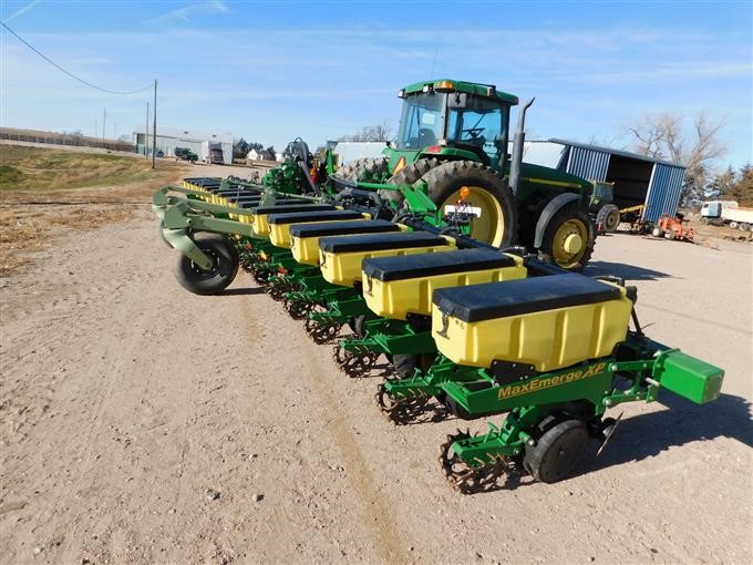 2013 John Deere 1720 Stack Fold Planter BigIron Auctions