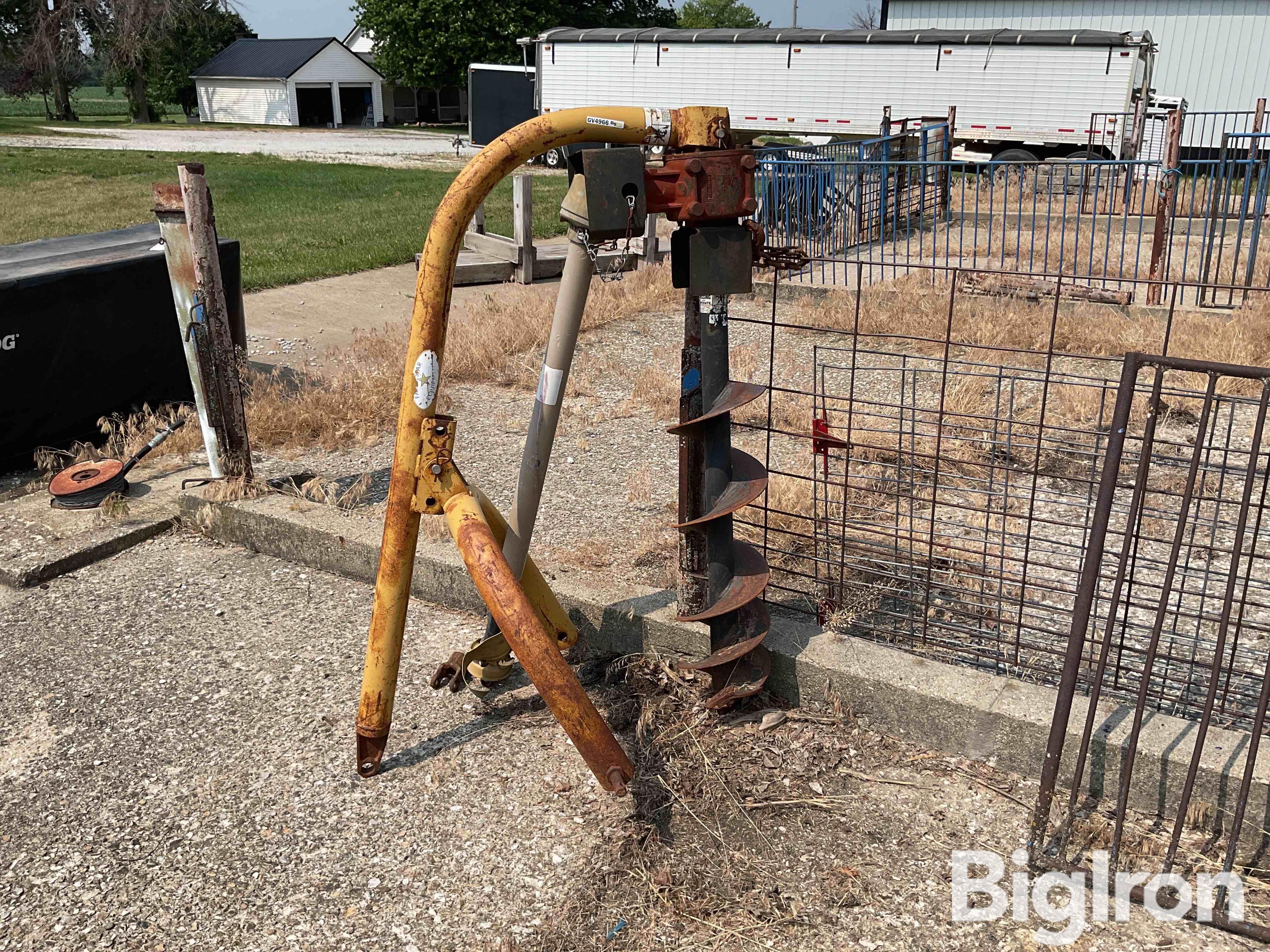 Farm star deals post hole digger