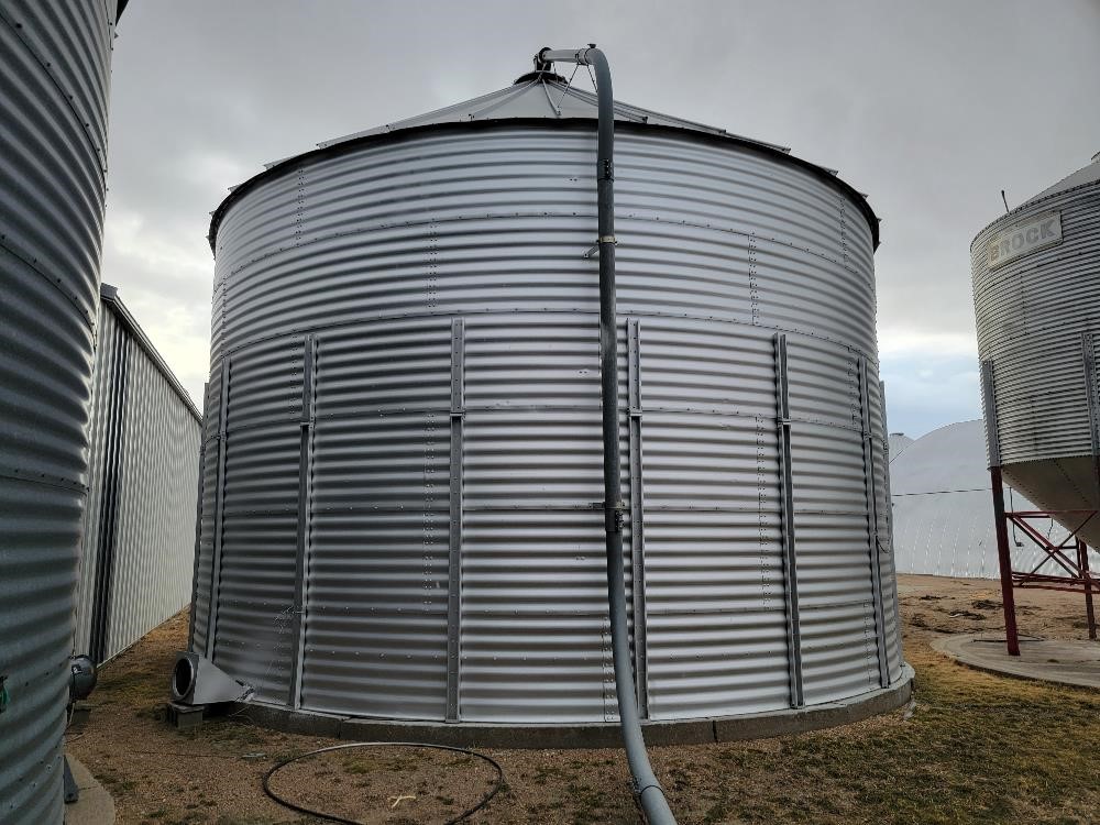 Chief 9,000 Bushel Grain Bin BigIron Auctions