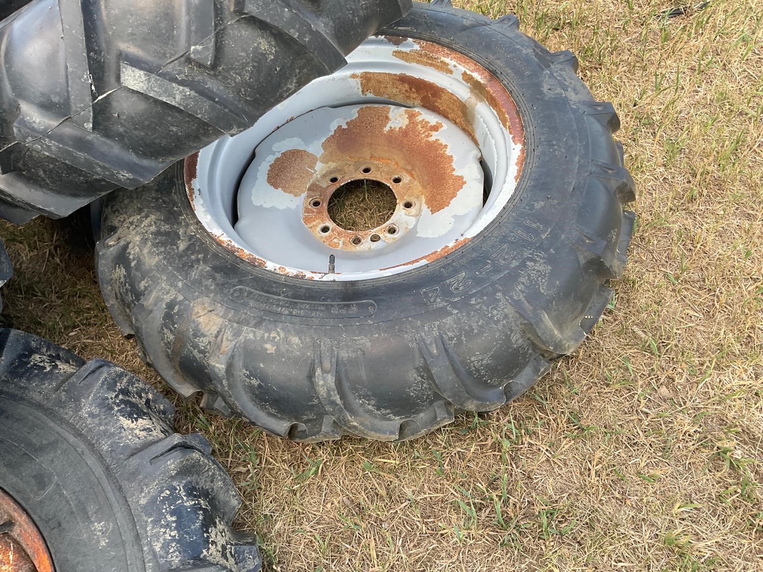 Pivot Tires Bigiron Auctions