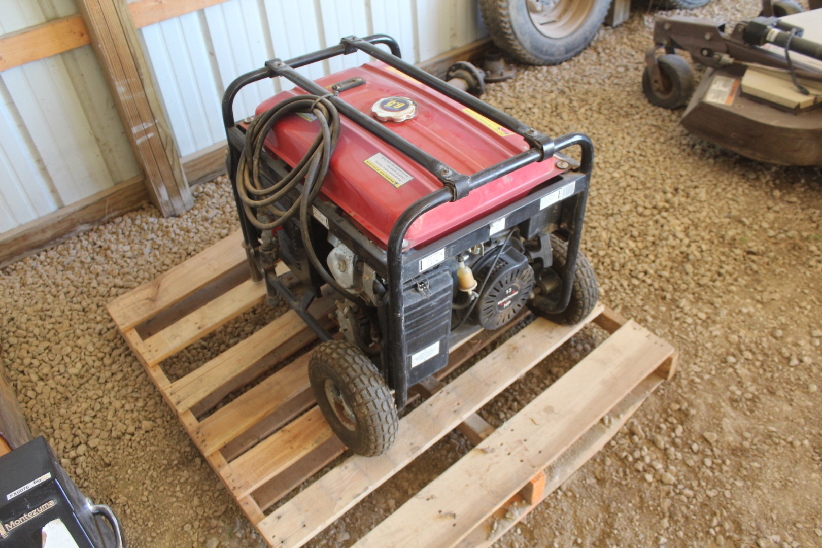 Multi-Power MP5500DF 5500 Watt Gas Or LP Powered Generator BigIron Auctions