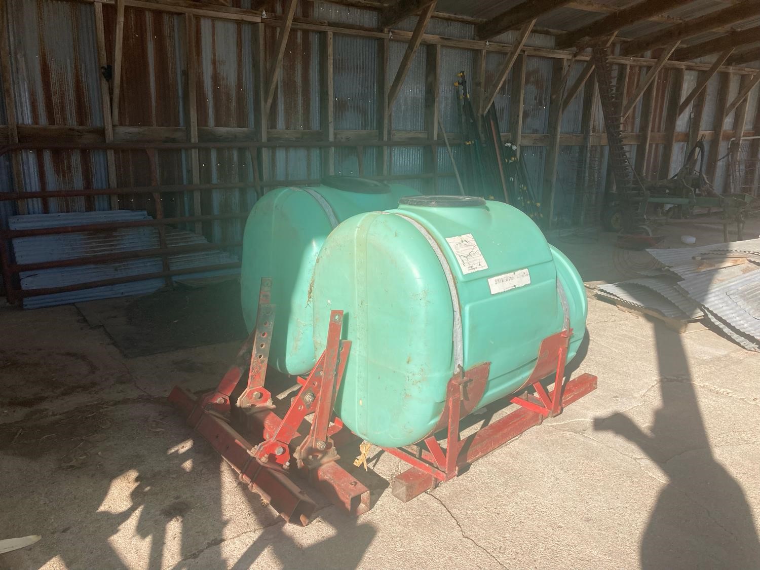 Rubbermaid 150 Gallon Livestock Water Tank BigIron Auctions