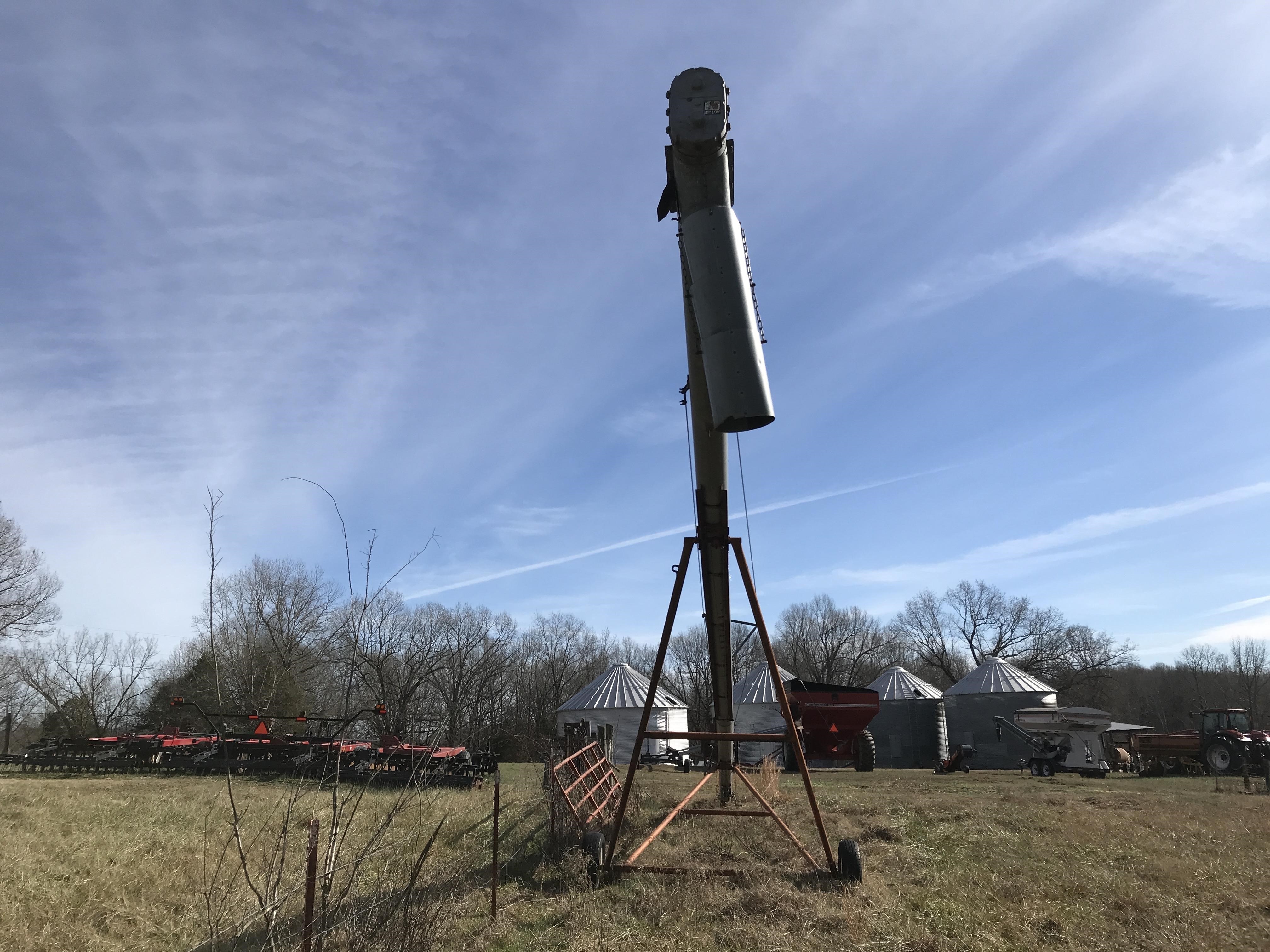 Hutchinson Mayrath Top Drive Transfer Auger BigIron Auctions