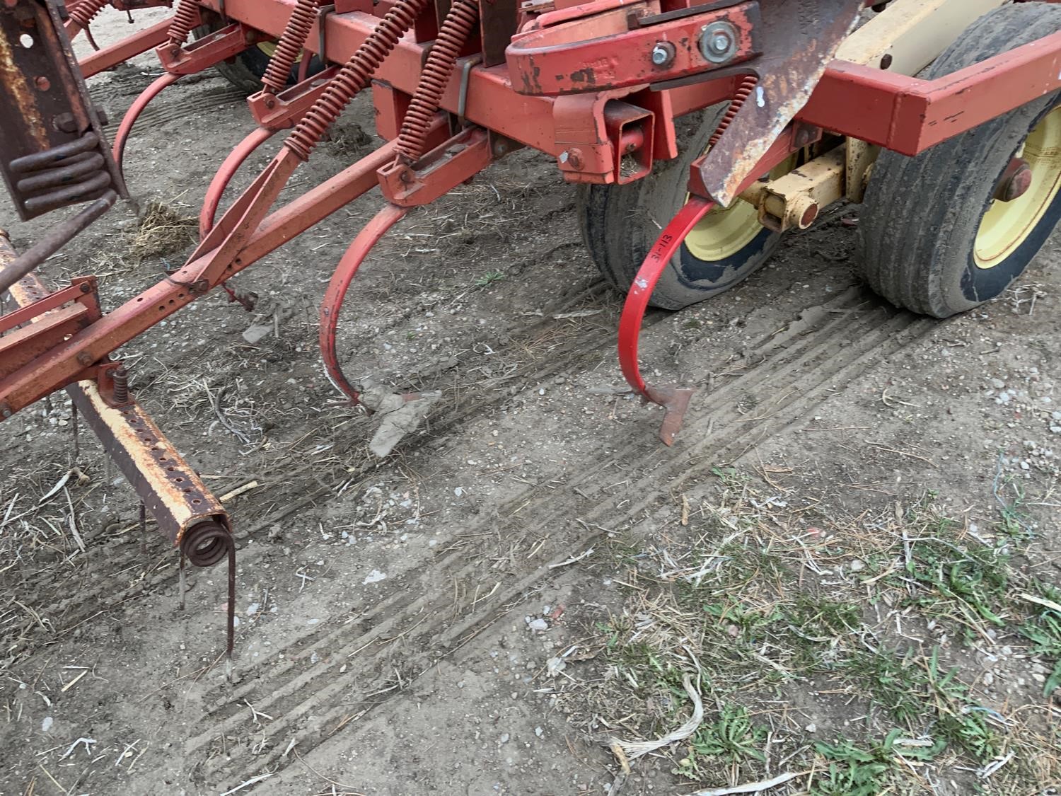 Krause 4100 32’ Field Cultivator BigIron Auctions