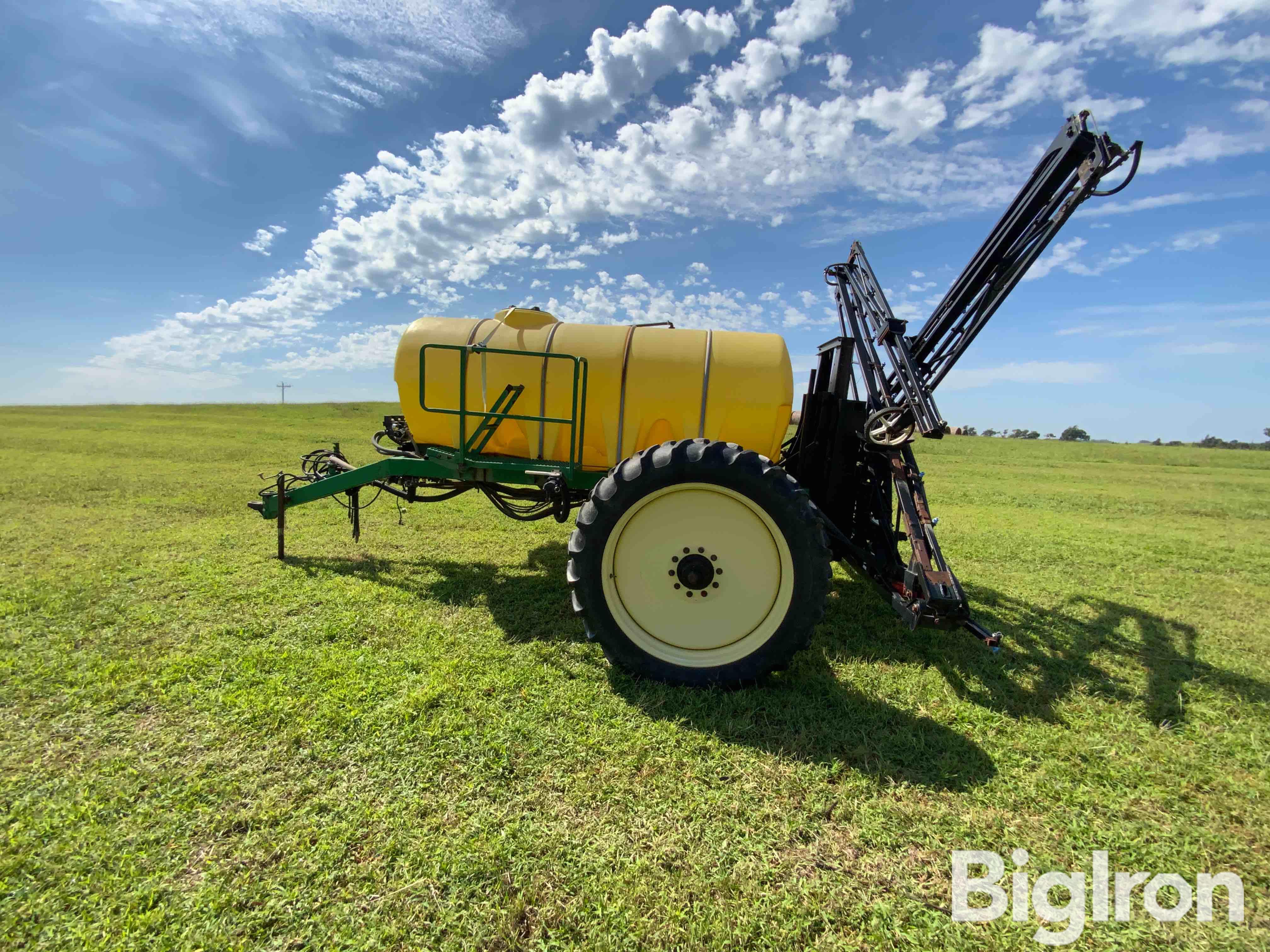 Schaben 1000 Gallon 60’ Pull-Type Sprayer BigIron Auctions