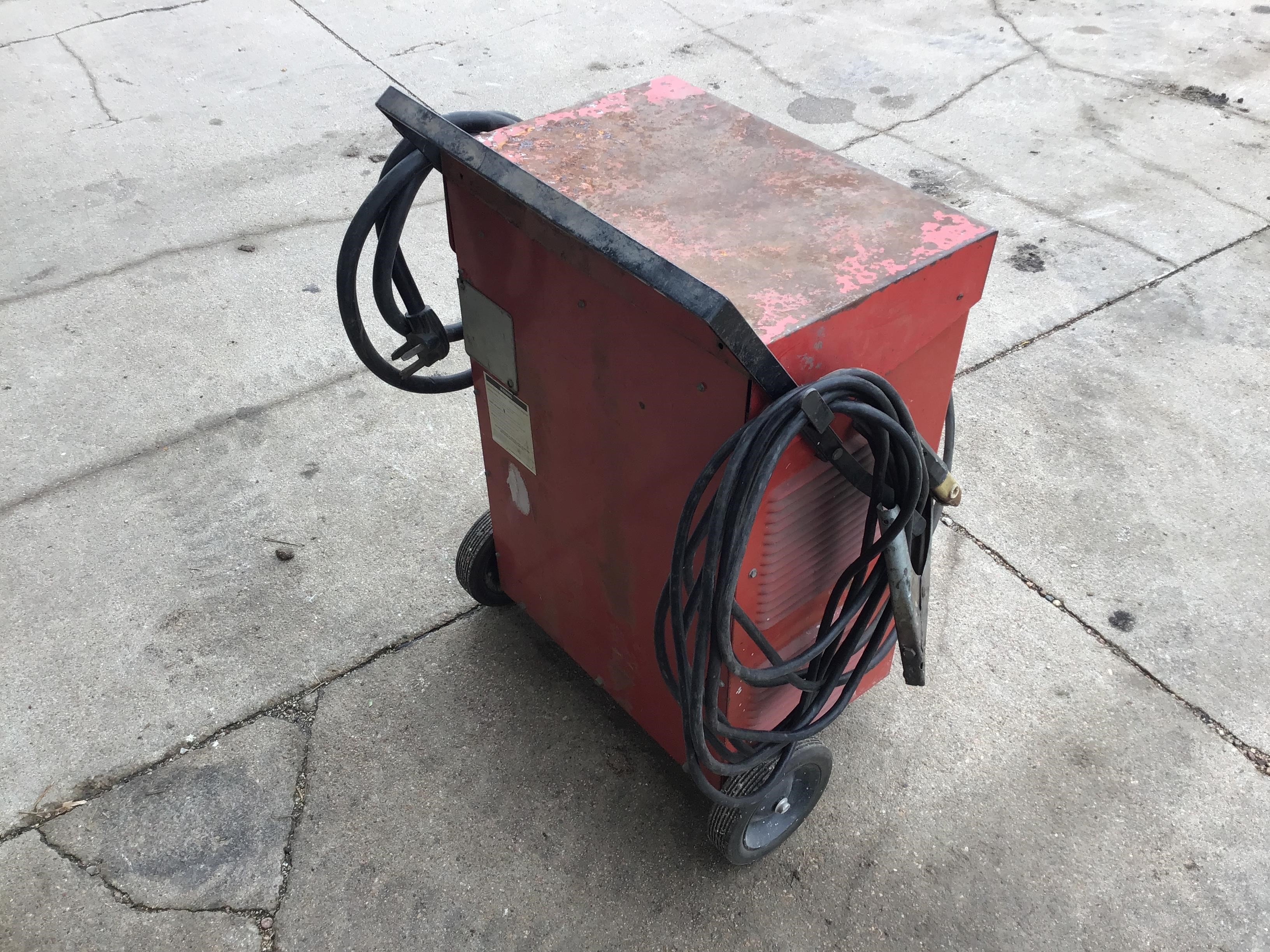 Century Five Star Ac Dc Heavy Duty Welder Bigiron Auctions