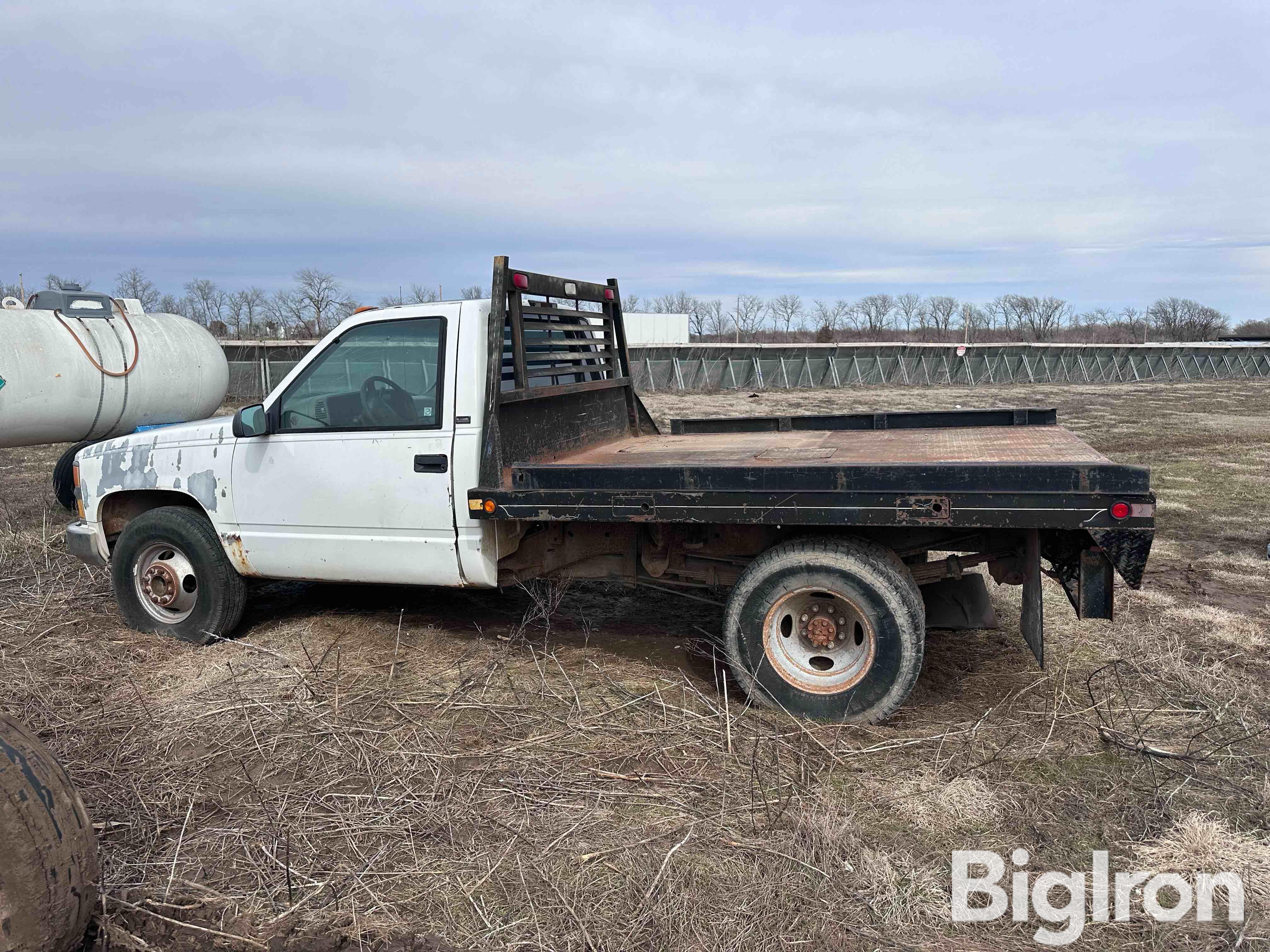 1995 Chevrolet Cheyenne 3500 2wd Flatbed Pickup Bigiron Auctions