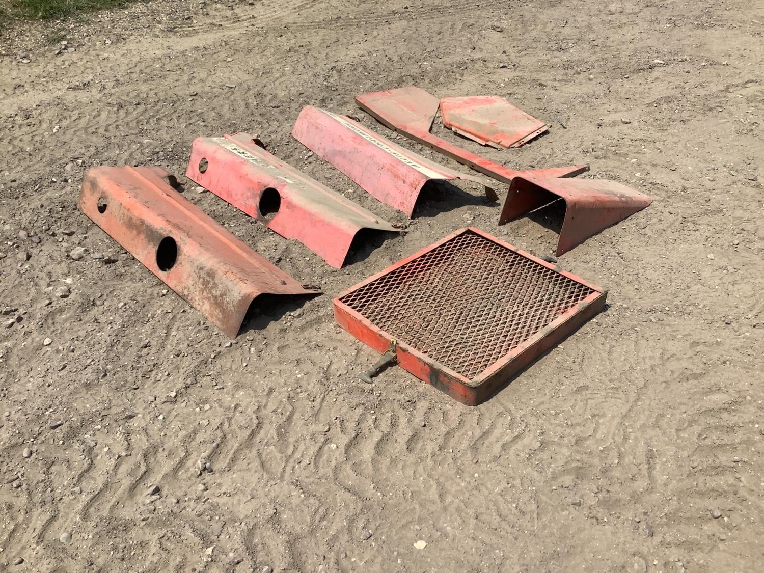 Allis D17 Hoods & Other Panels BigIron Auctions