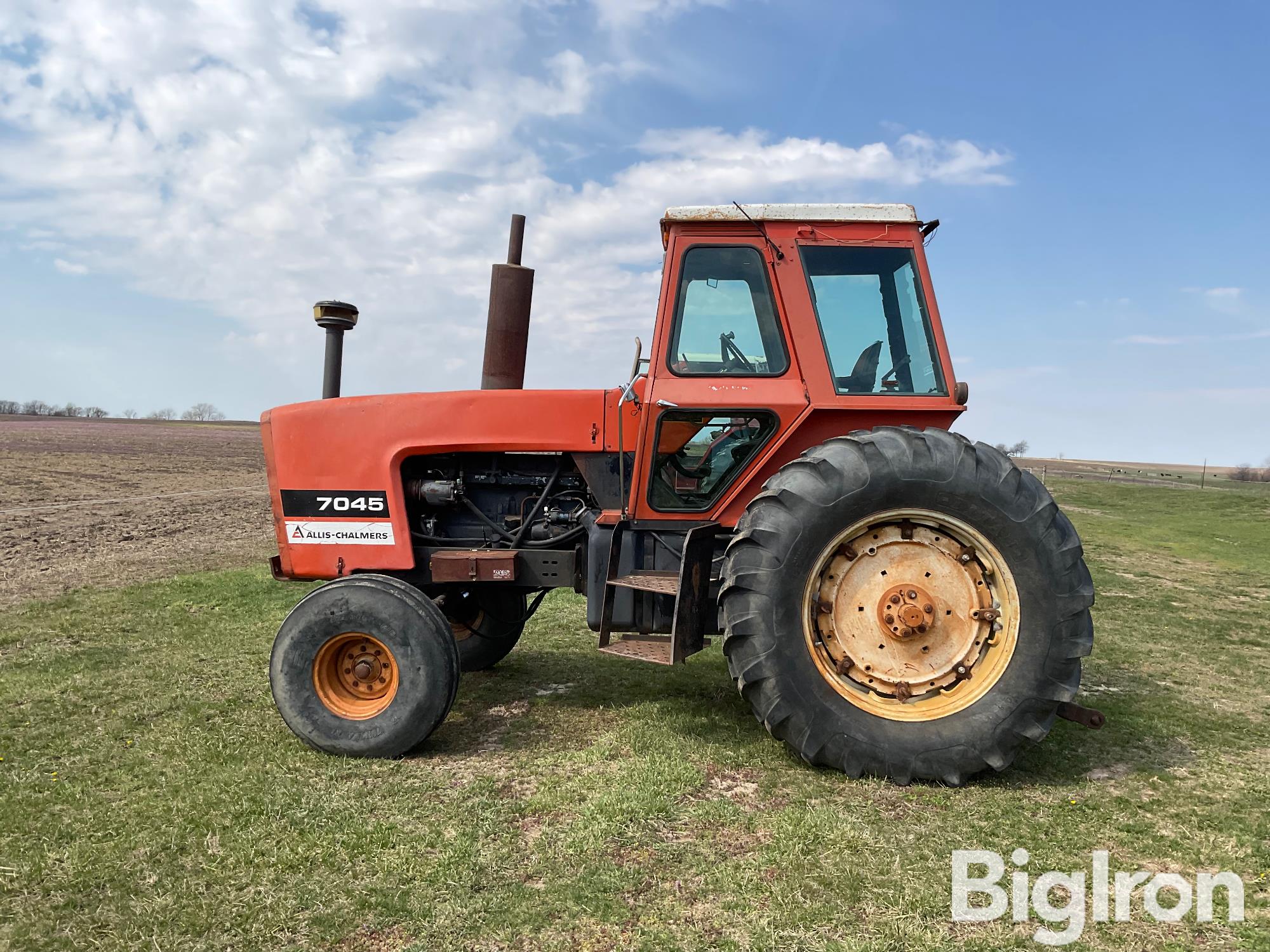 1979 Allis-Chalmers 7045 2WD Tractor BigIron Auctions