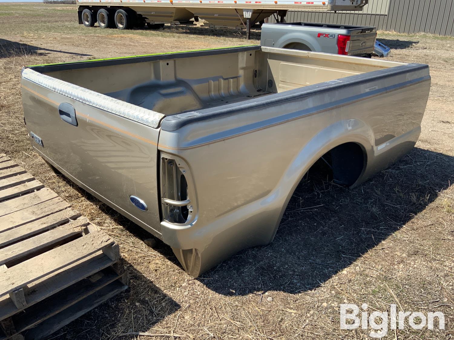 2001 Ford F250 8' Box & Rear Bumper BigIron Auctions